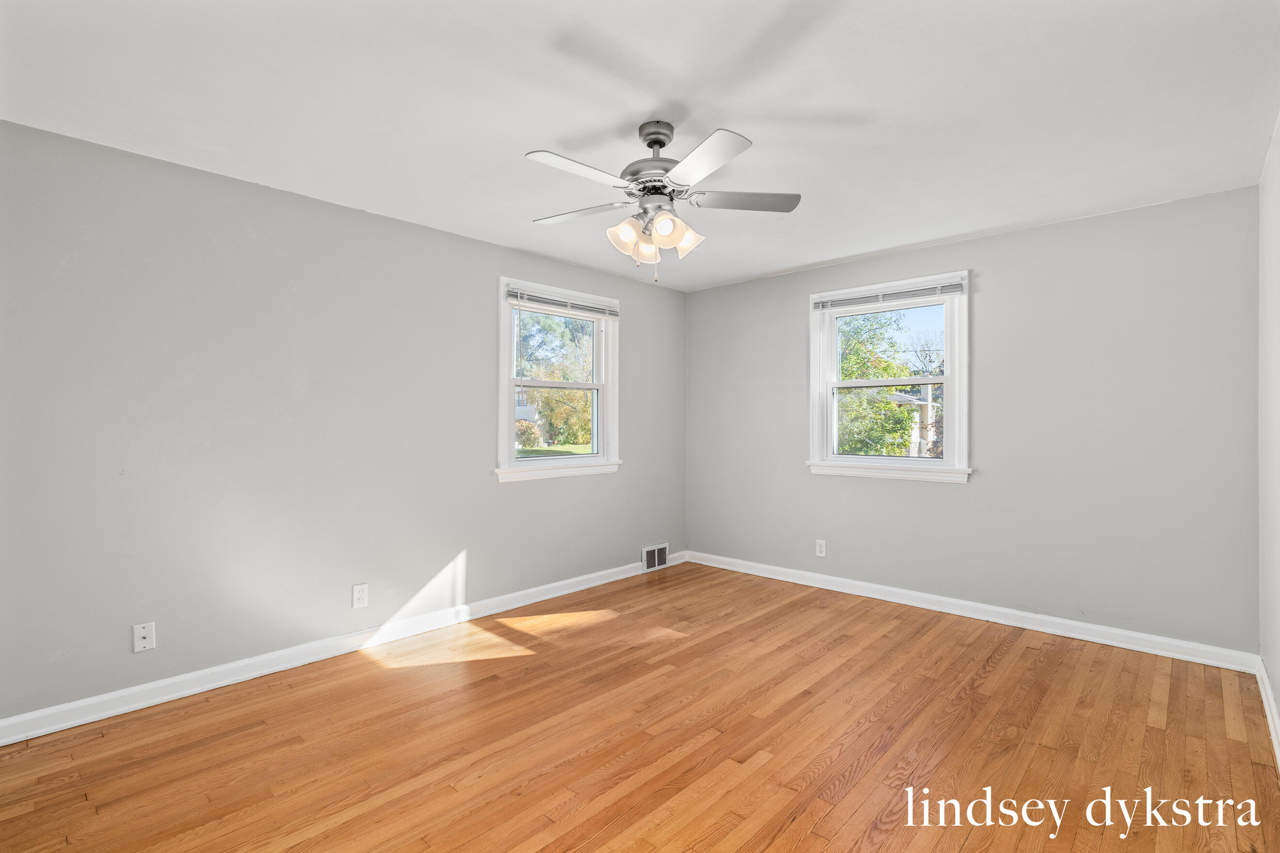 1842 Diamond Avenue NE Grand Rapids MI 49505
