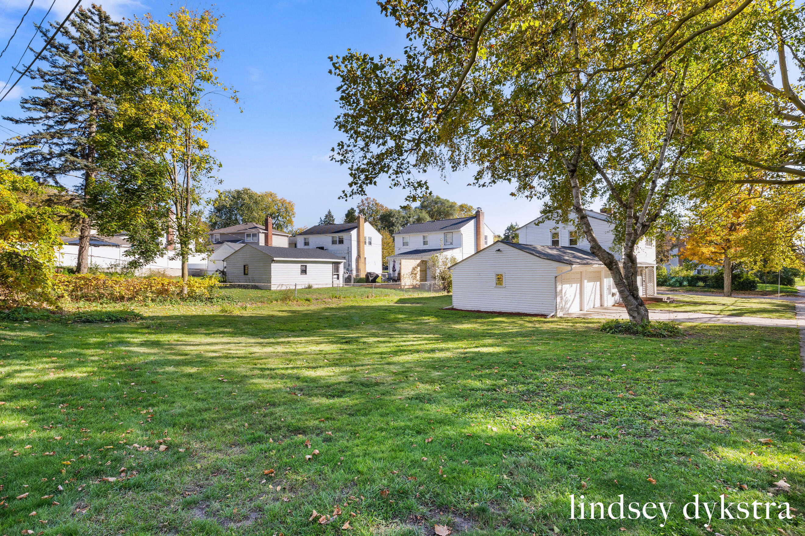 1842 Diamond Avenue NE Grand Rapids MI 49505