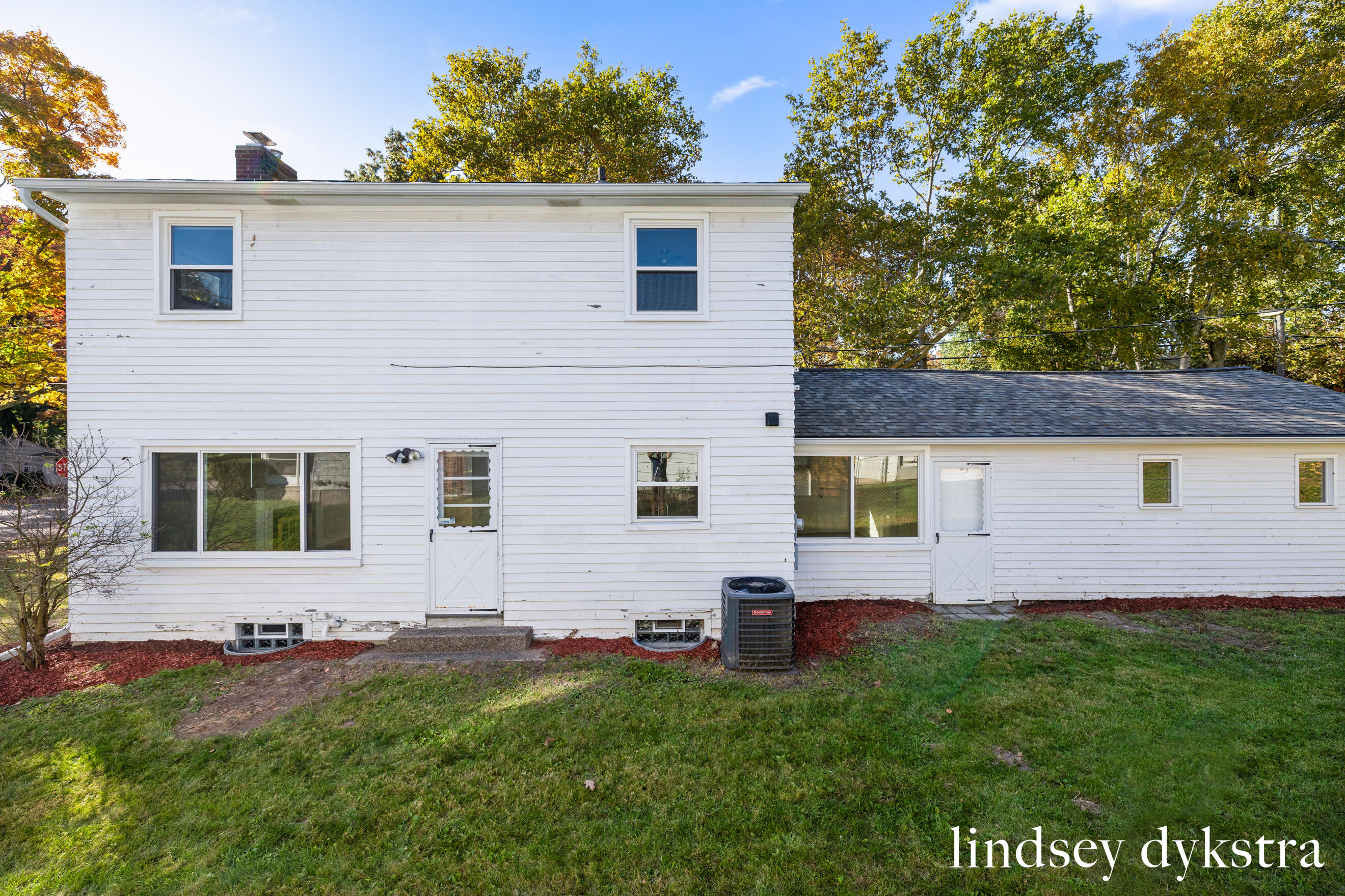 1842 Diamond Avenue NE Grand Rapids MI 49505