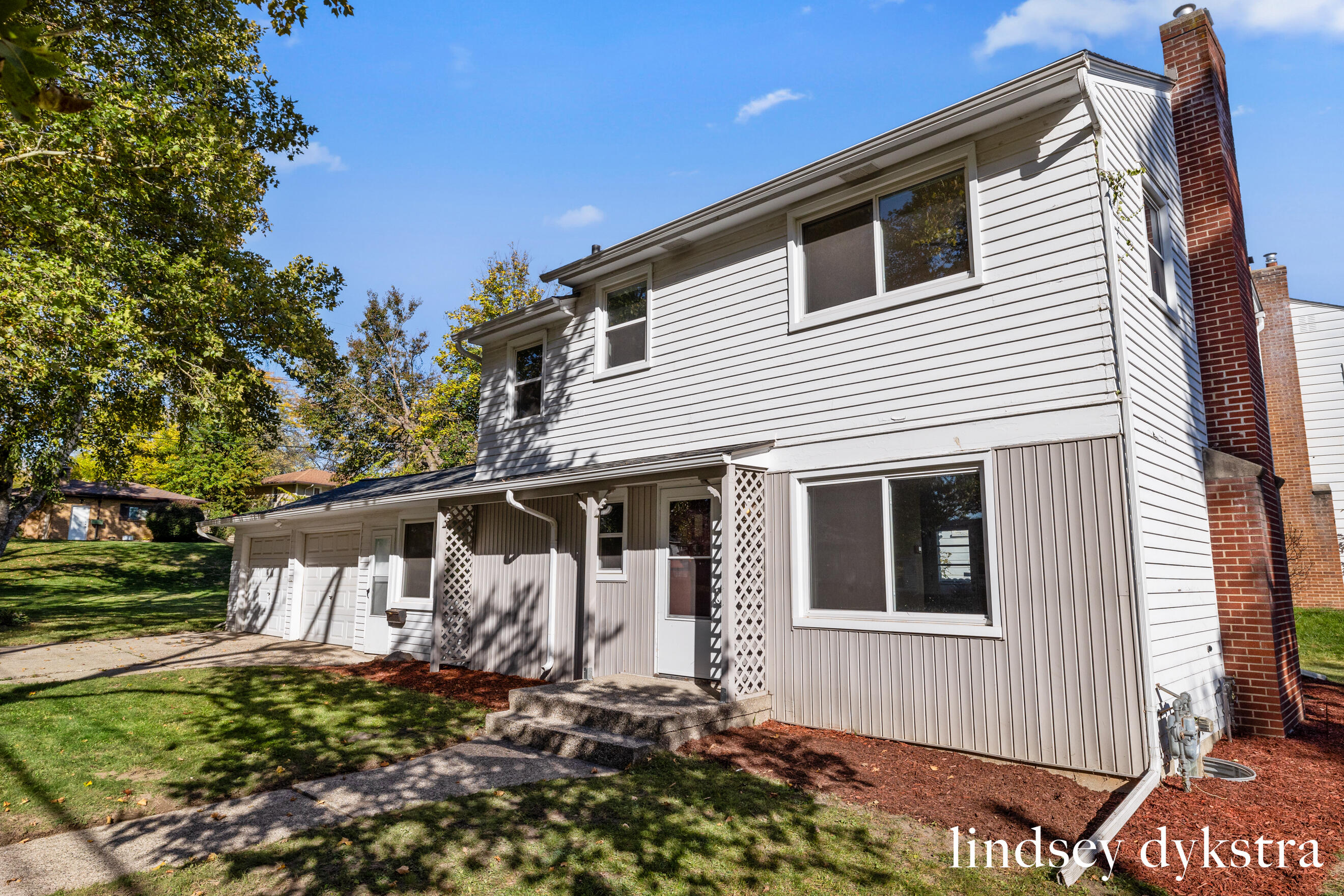 1842 Diamond Avenue NE Grand Rapids MI 49505