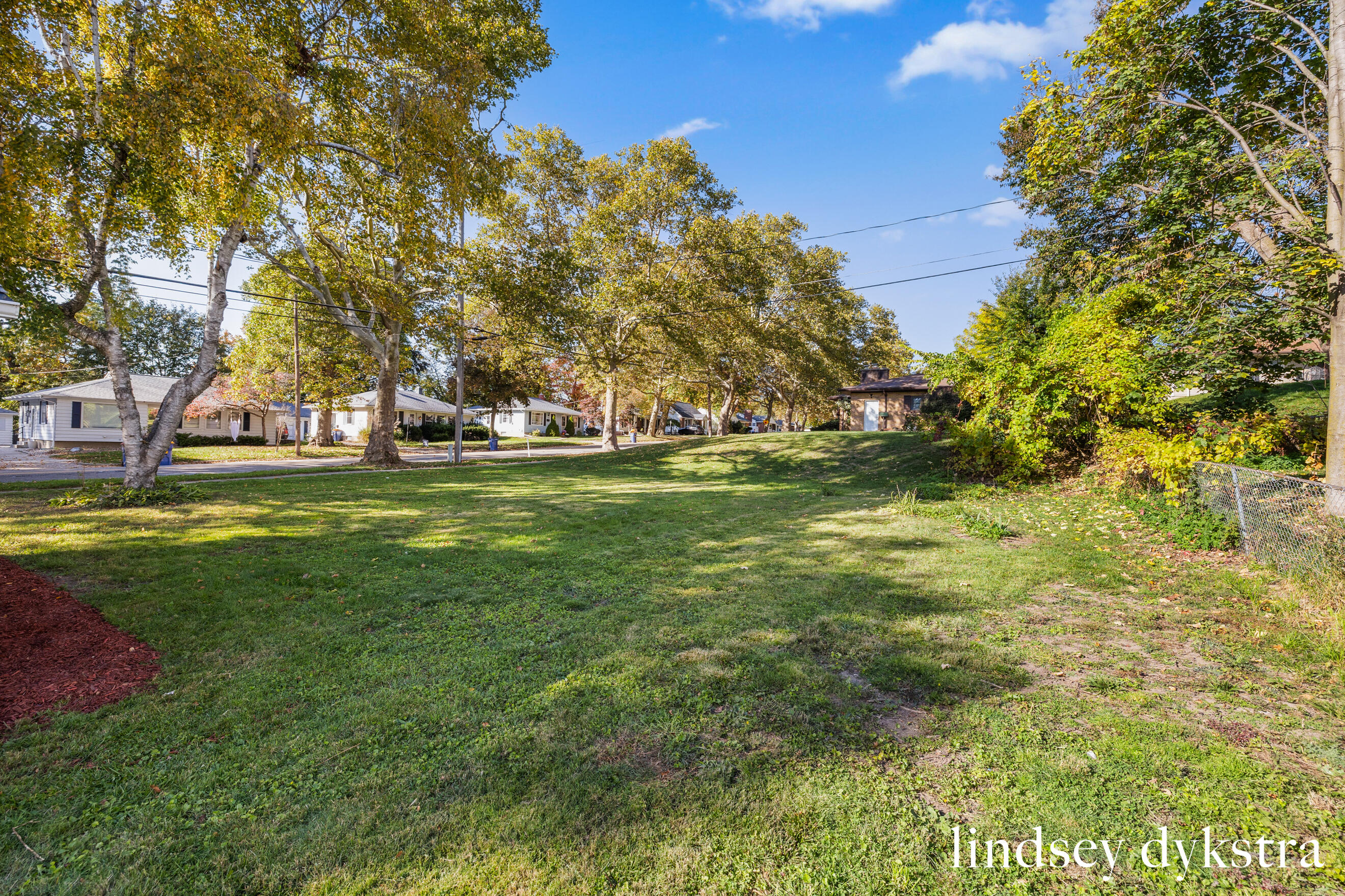 1842 Diamond Avenue NE Grand Rapids MI 49505