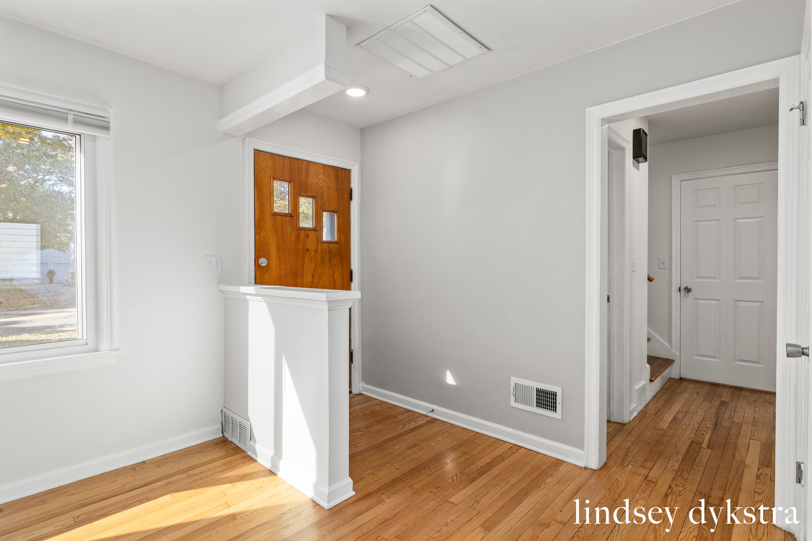 1842 Diamond Avenue NE Grand Rapids MI 49505