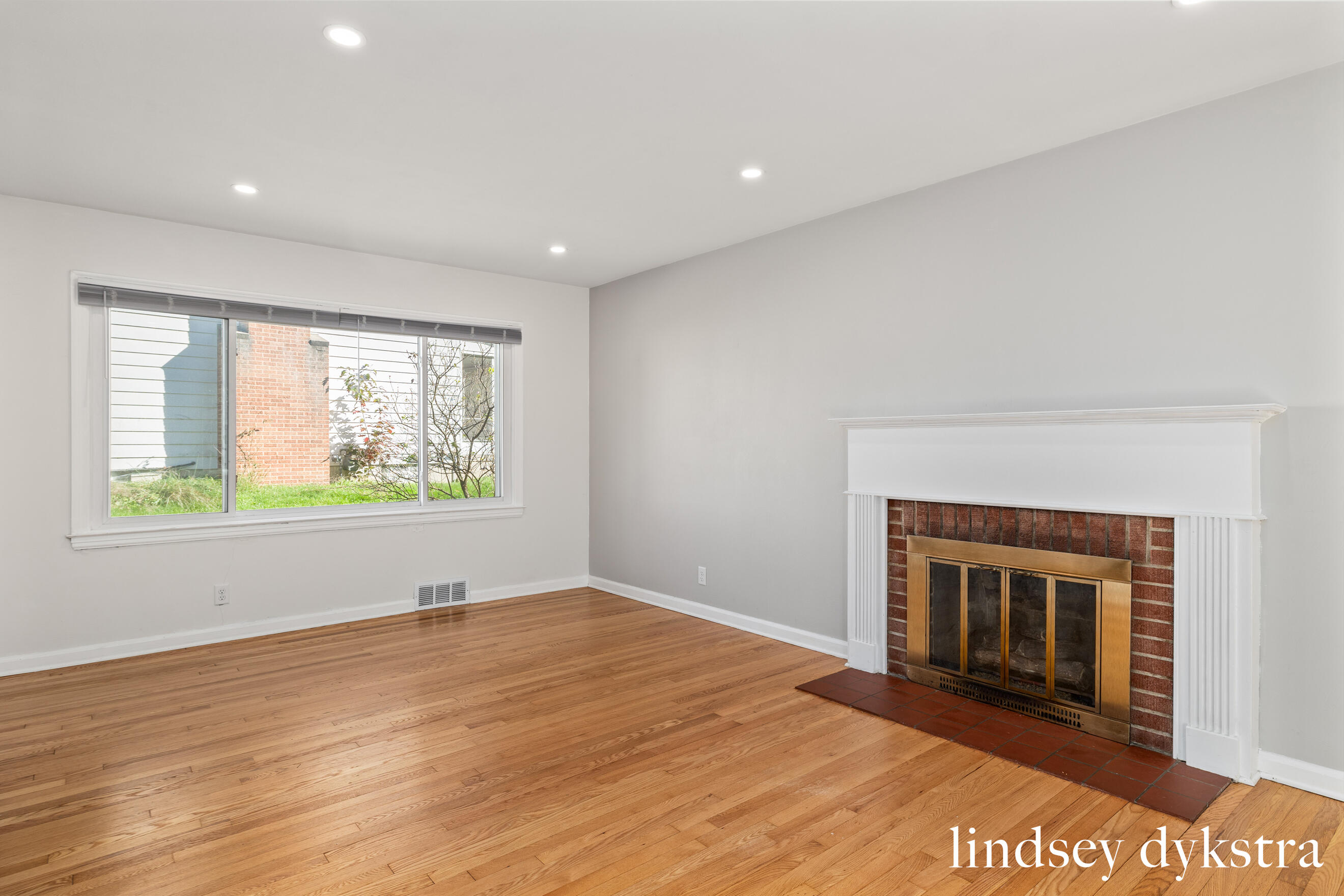 1842 Diamond Avenue NE Grand Rapids MI 49505