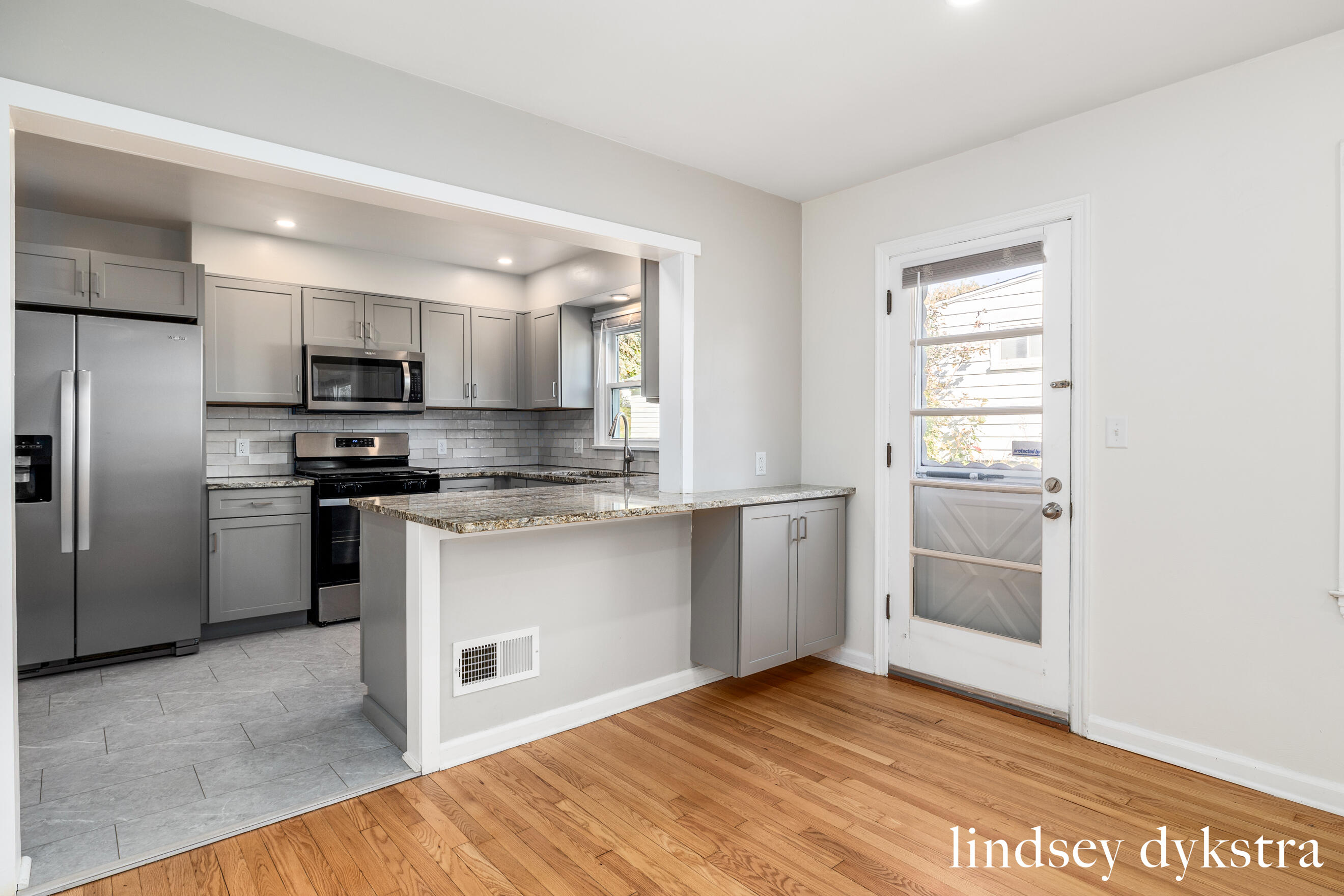 1842 Diamond Avenue NE Grand Rapids MI 49505