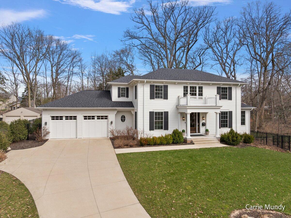 Grand Rapids MI, 2725 Beechwood Drive SE