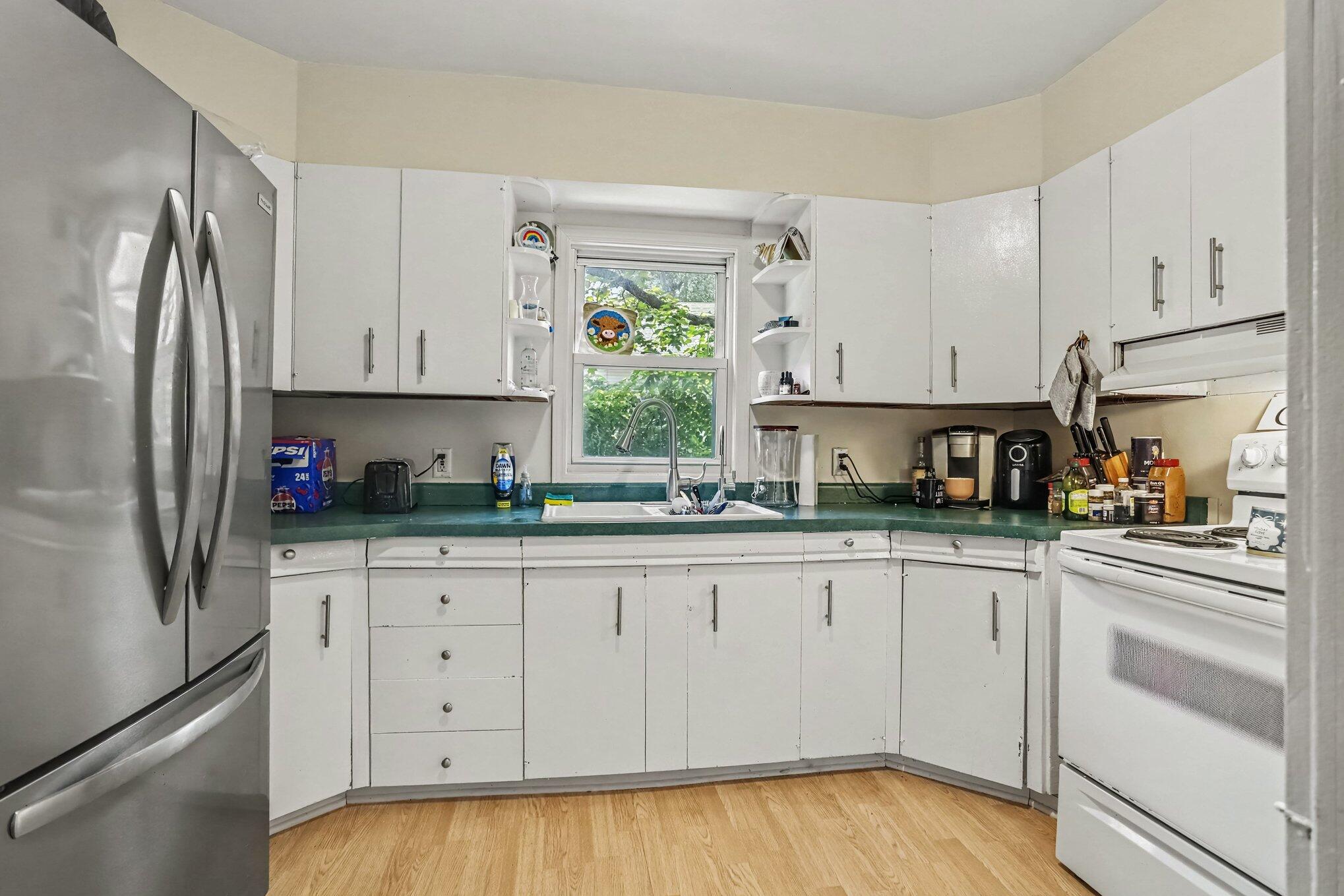 1711 Colby Avenue Kalamazoo MI 49004