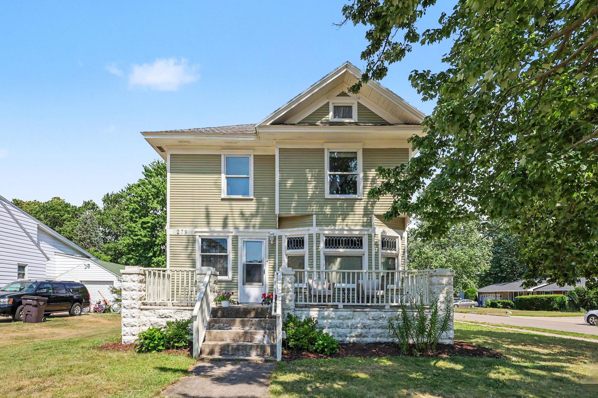 279 Wall Street Zeeland MI 49464