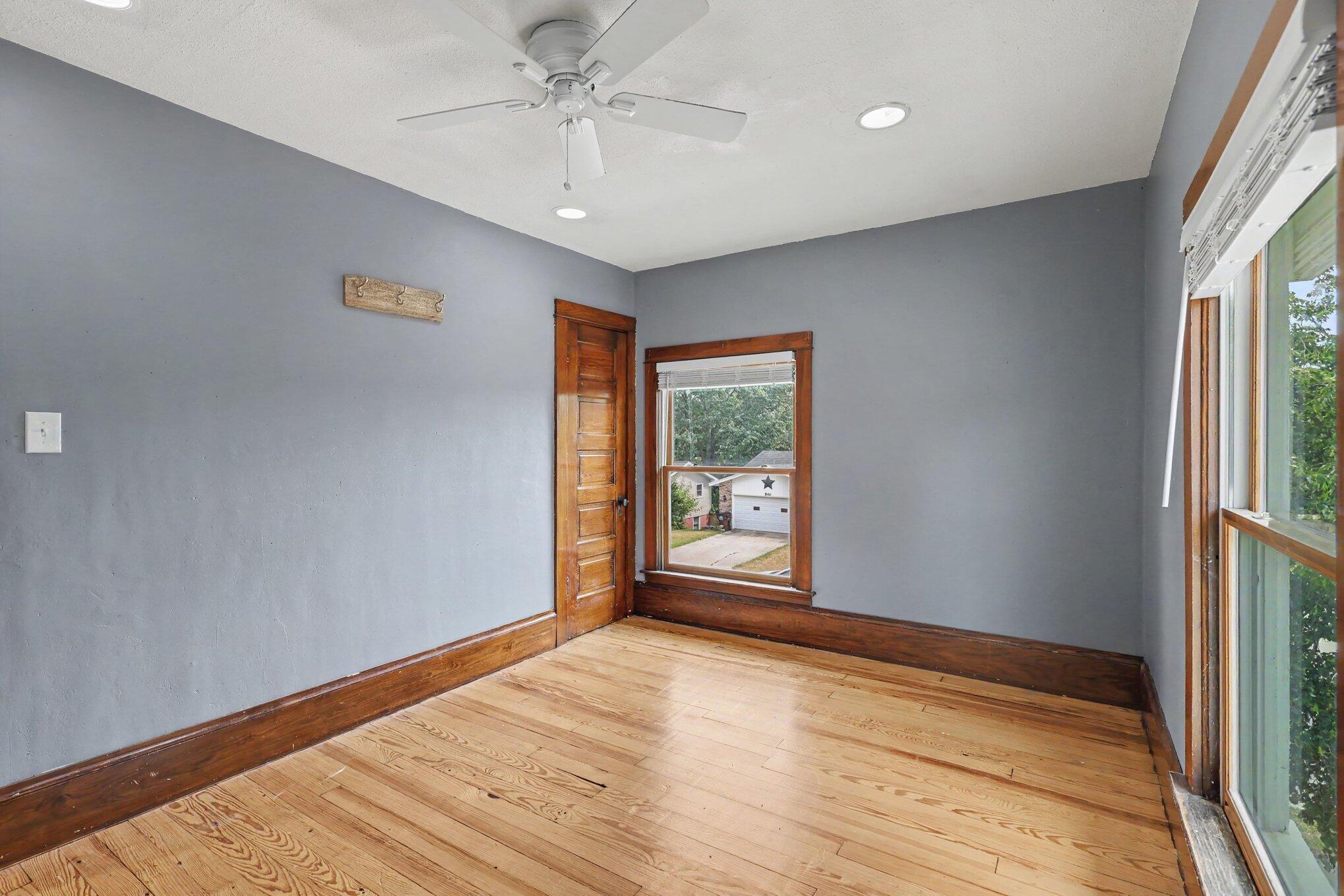 279 Wall Street Zeeland MI 49464