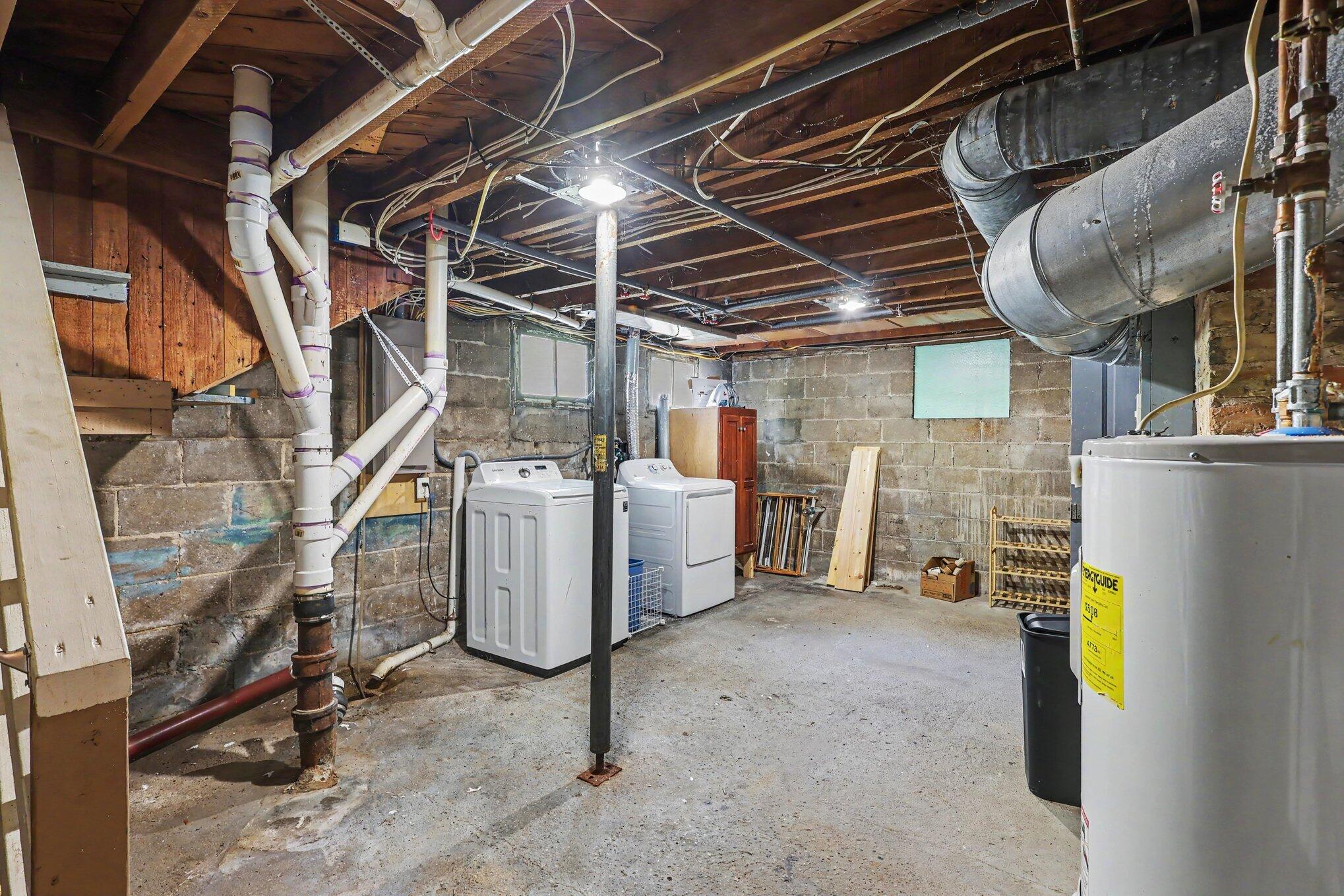 279 Wall Street Zeeland MI 49464