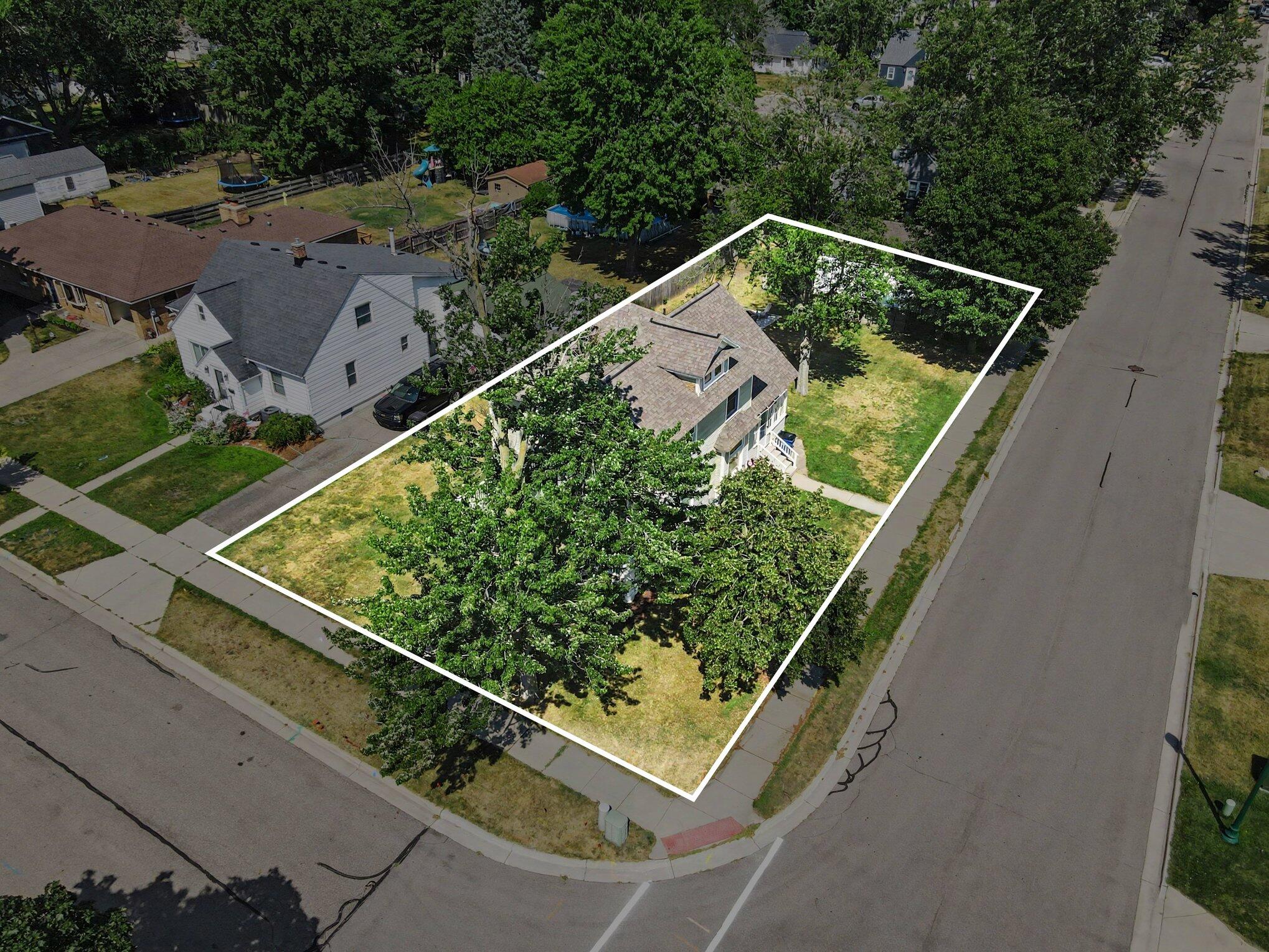 279 Wall Street Zeeland MI 49464