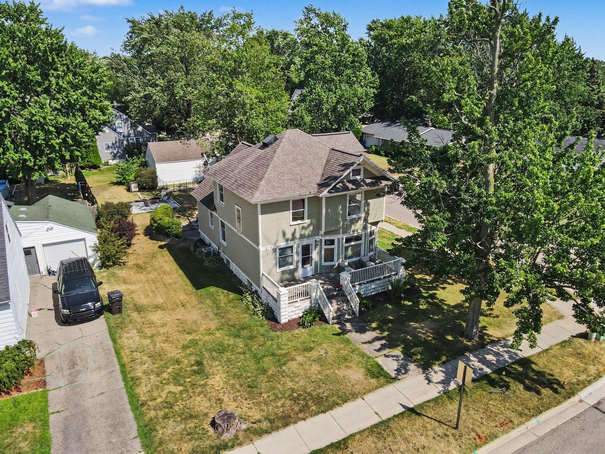 279 Wall Street Zeeland MI 49464