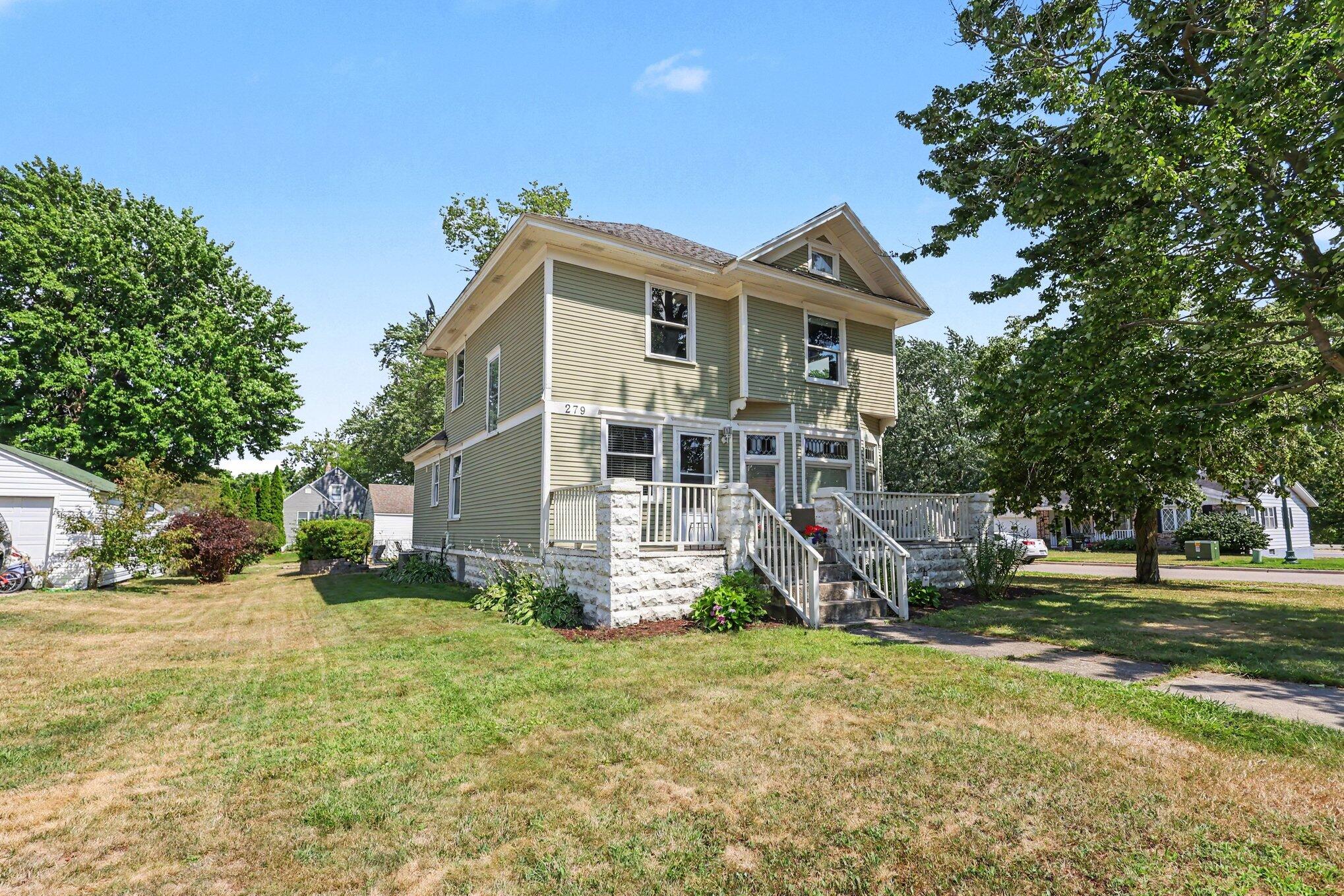 279 Wall Street Zeeland MI 49464