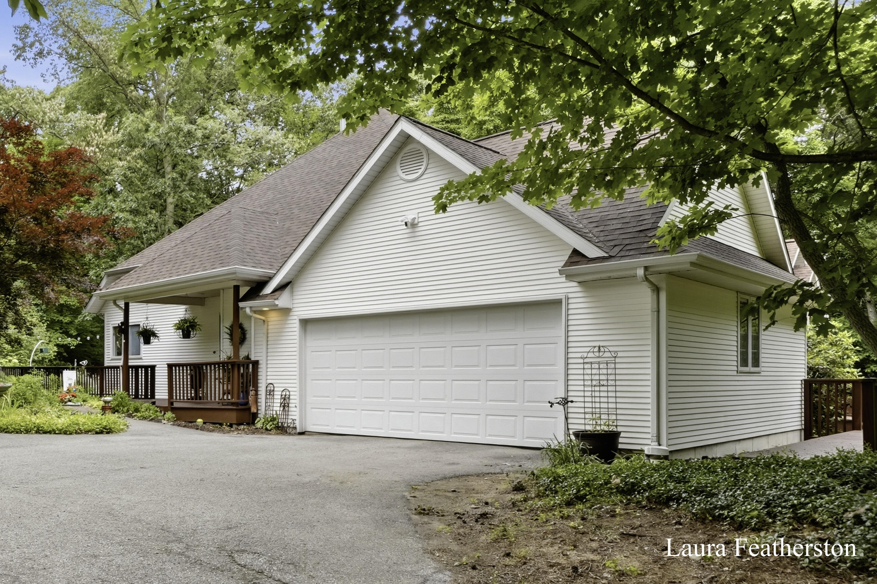 2291 Burton Pines Drive SE Grand Rapids MI 49546