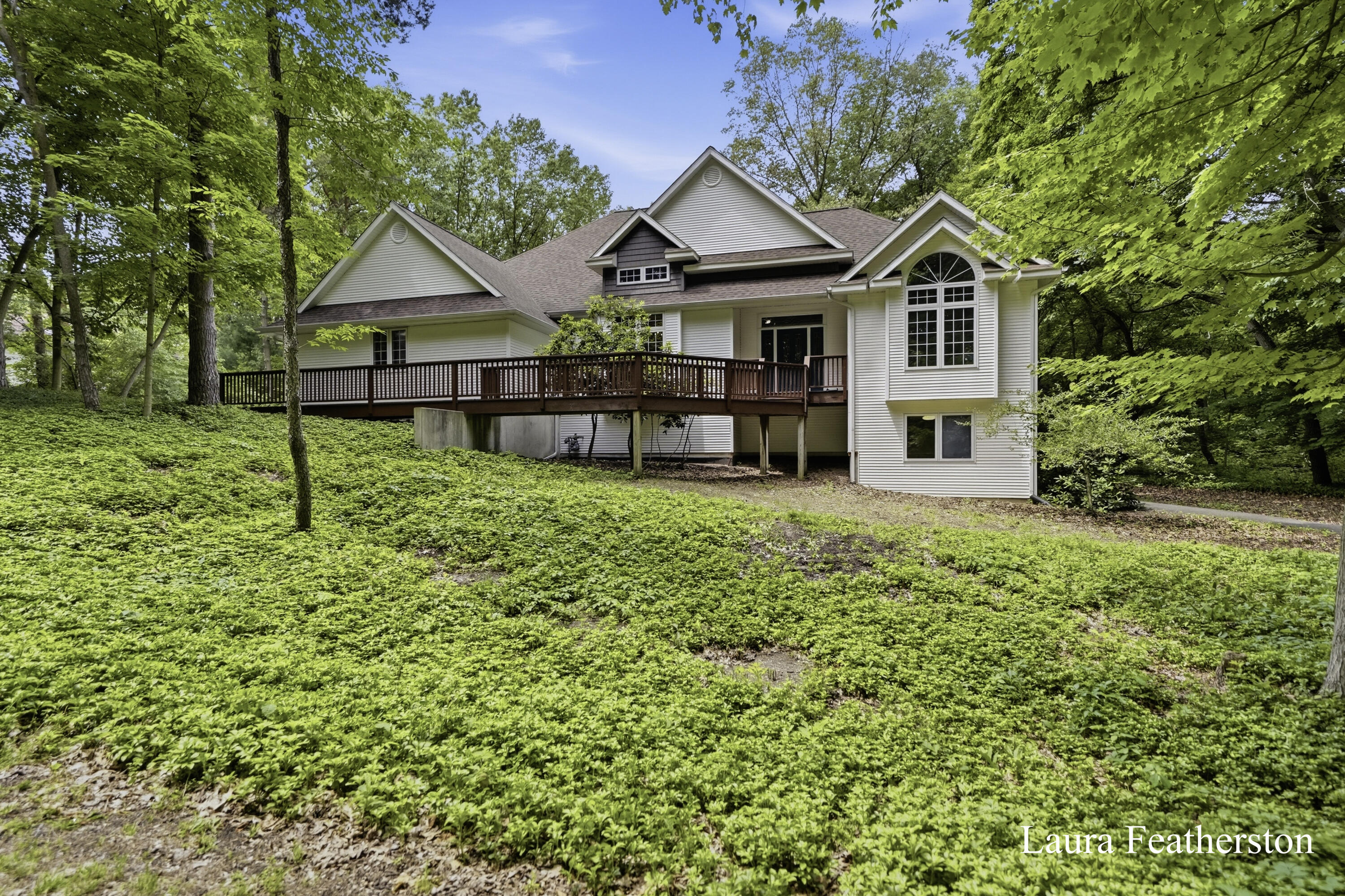 2291 Burton Pines Drive SE Grand Rapids MI 49546