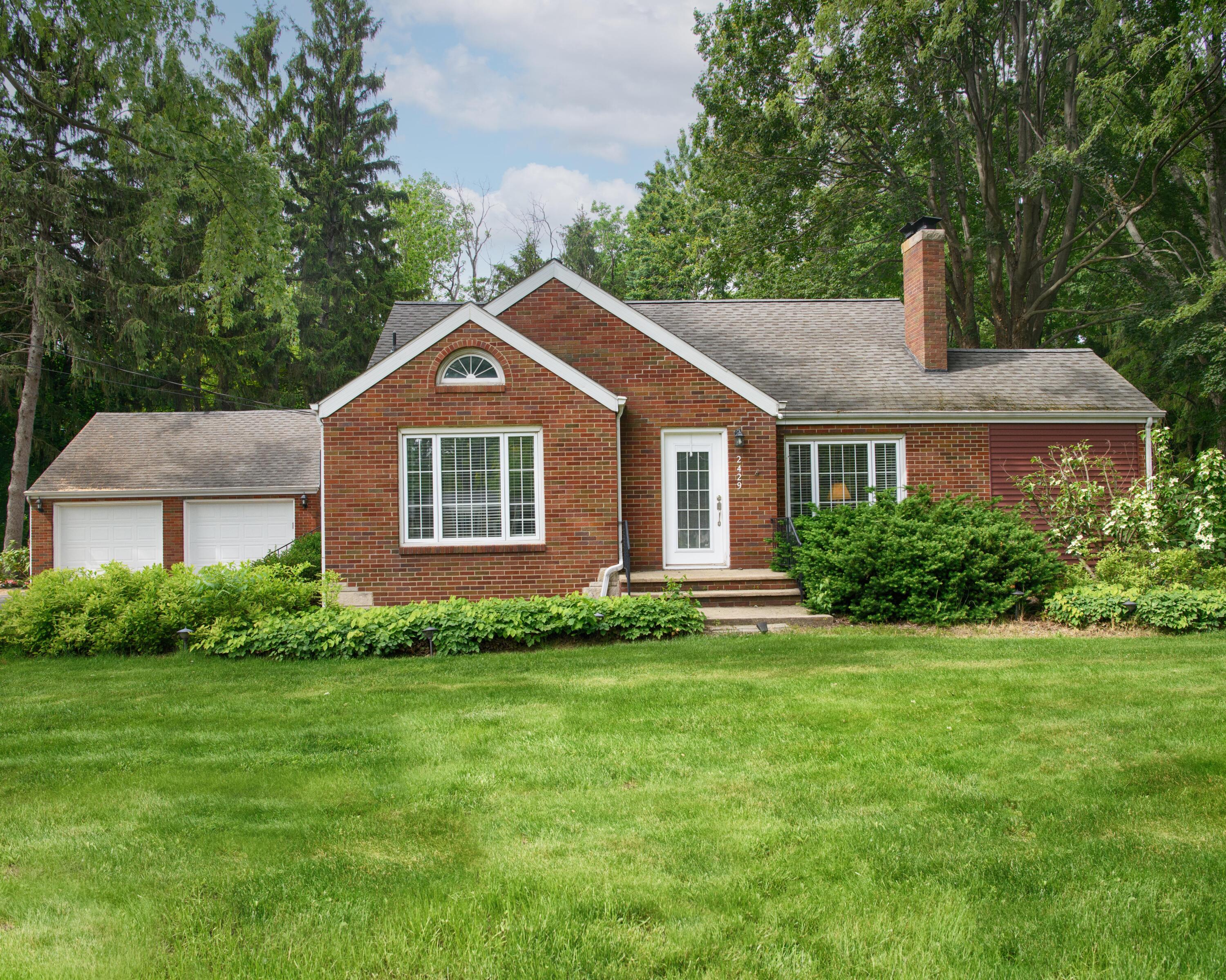 2429 W John Beers Road Stevensville MI 49127