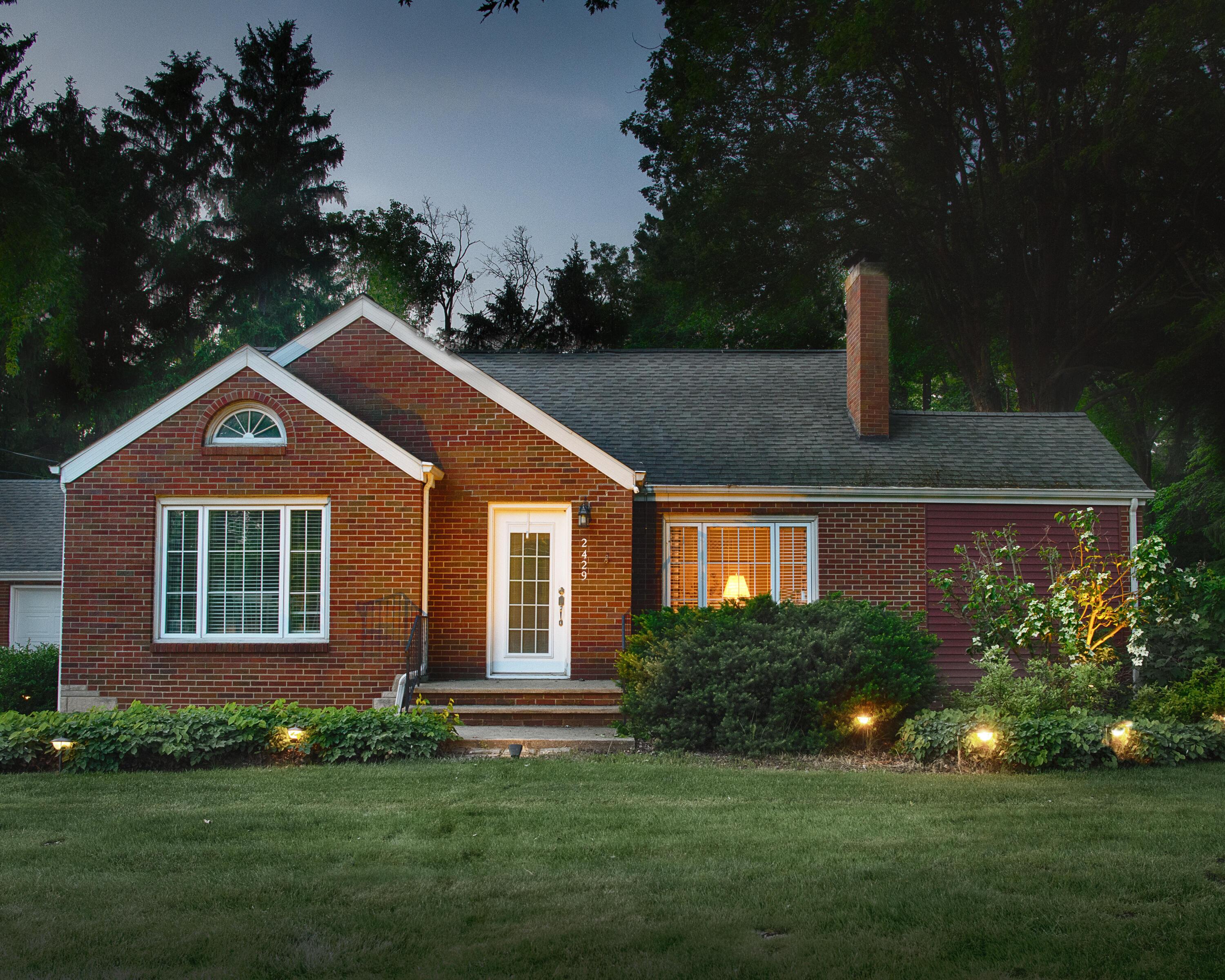 2429 W John Beers Road Stevensville MI 49127