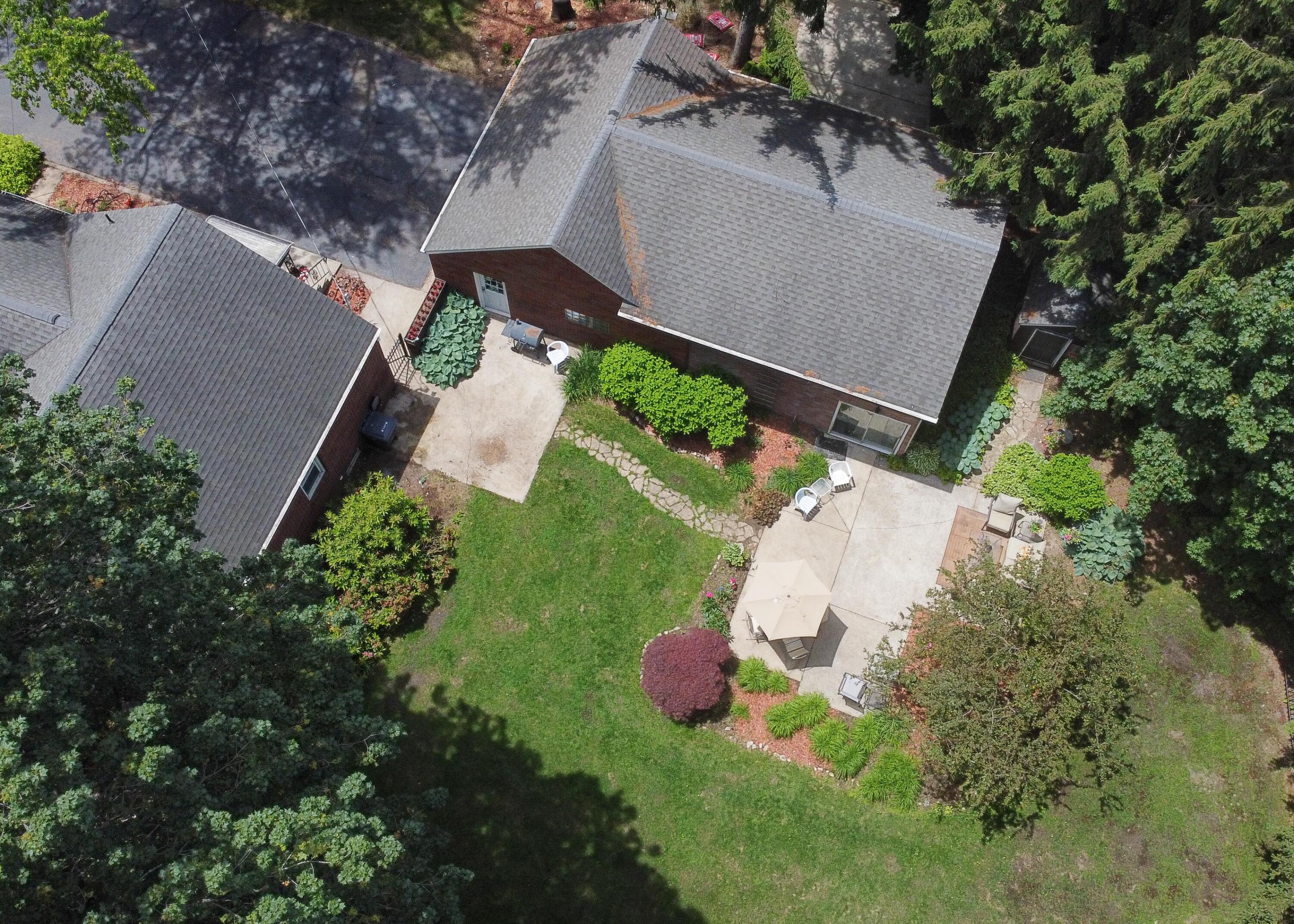 2429 W John Beers Road Stevensville MI 49127