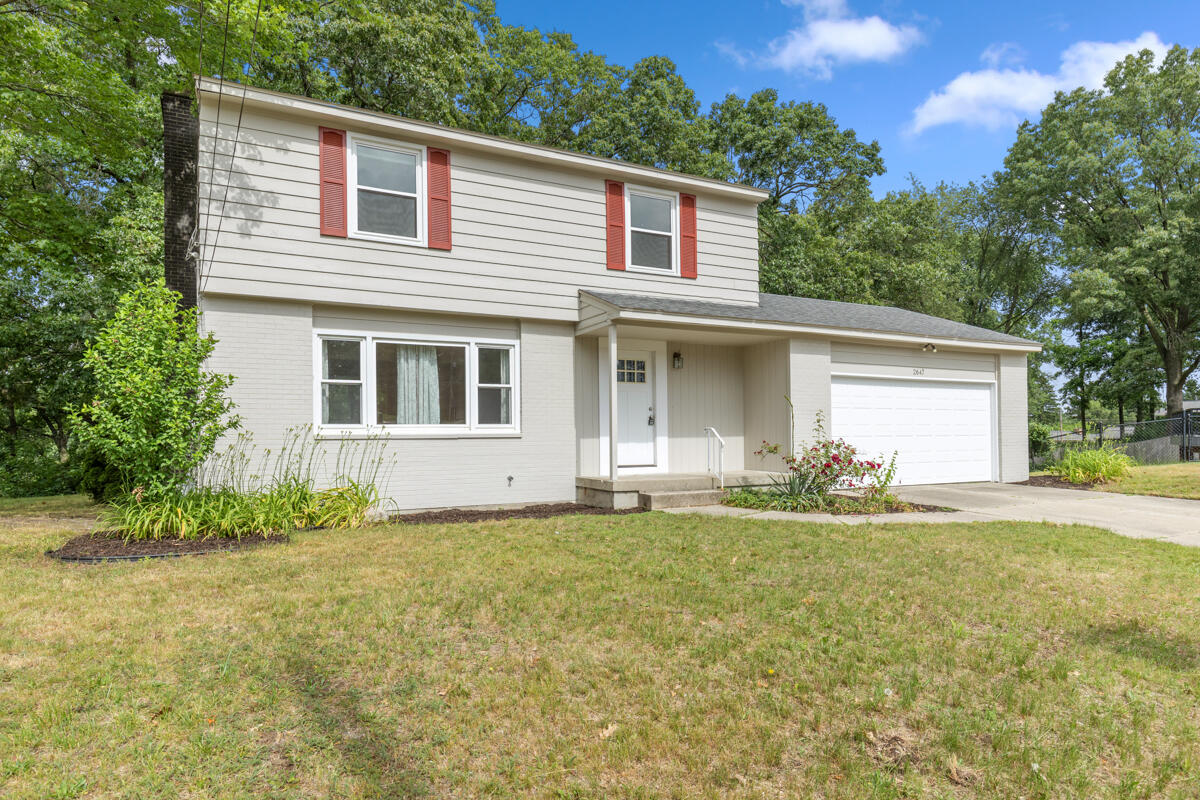 2647 Manitoba Court NE Grand Rapids MI 49525