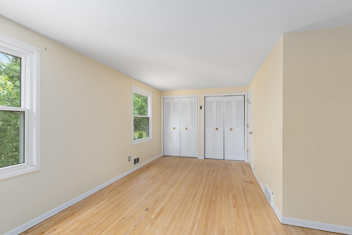 2647 Manitoba Court NE Grand Rapids MI 49525