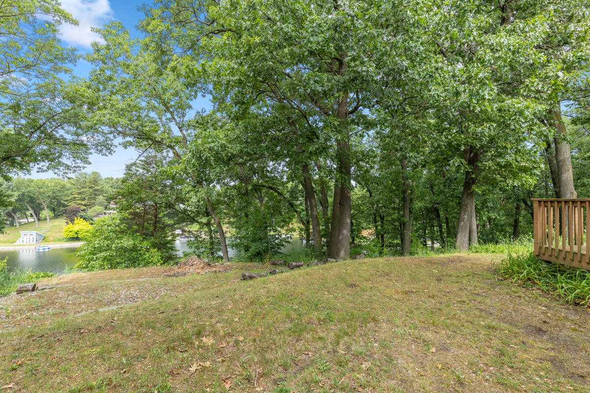 2647 Manitoba Court NE Grand Rapids MI 49525