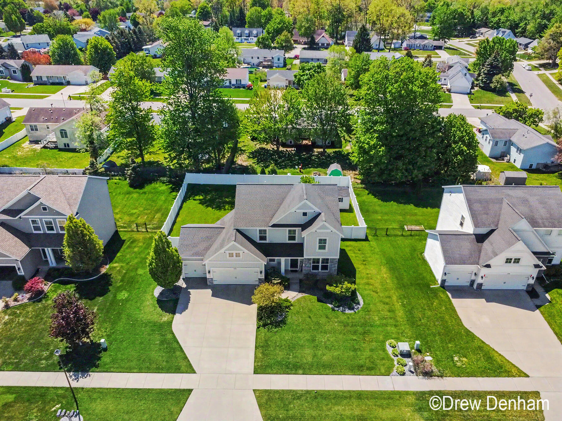 1292 Shadow Hills Drive SW Byron Center MI 49315