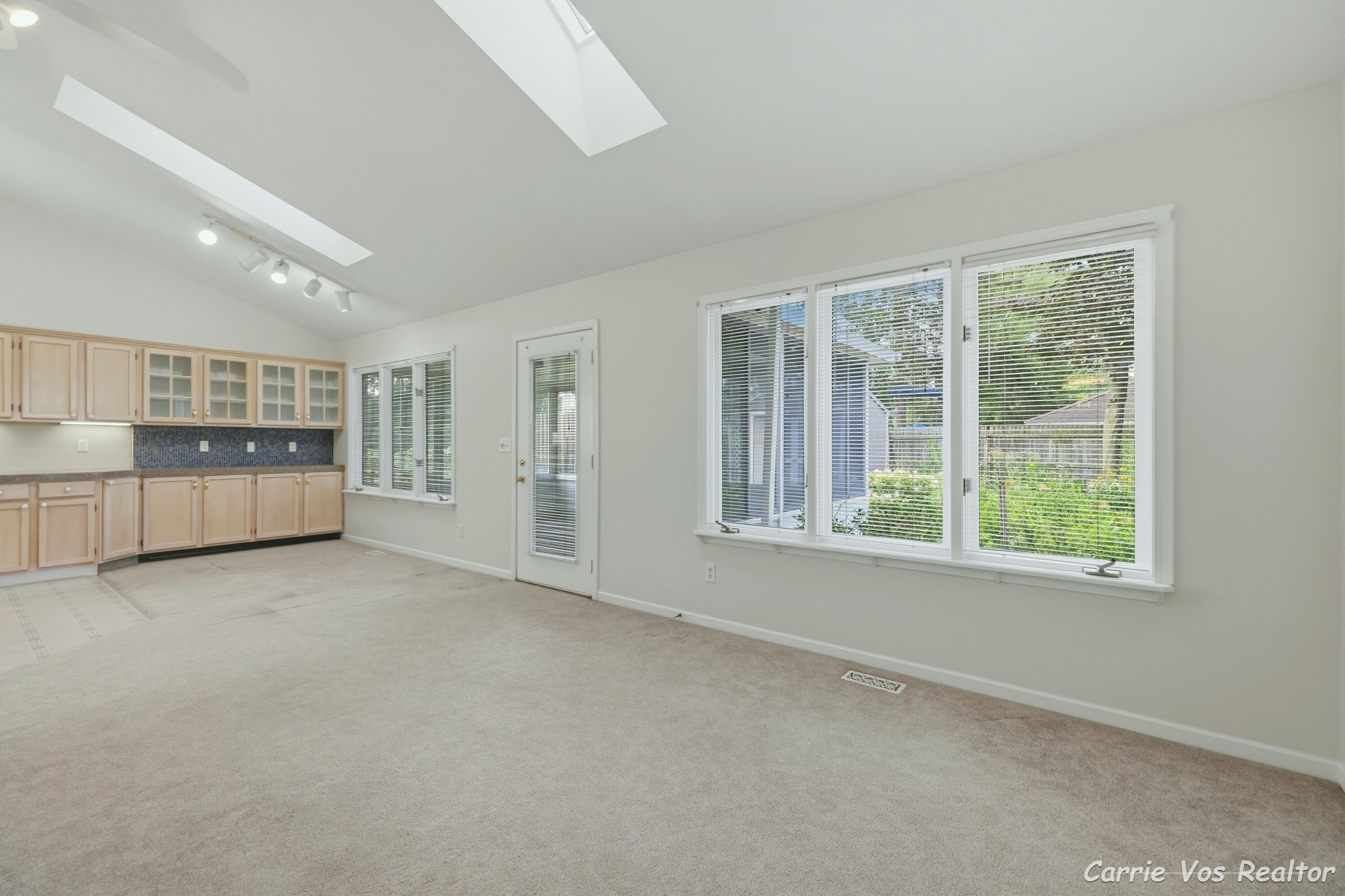 736 Halena Street NE Grand Rapids MI 49505