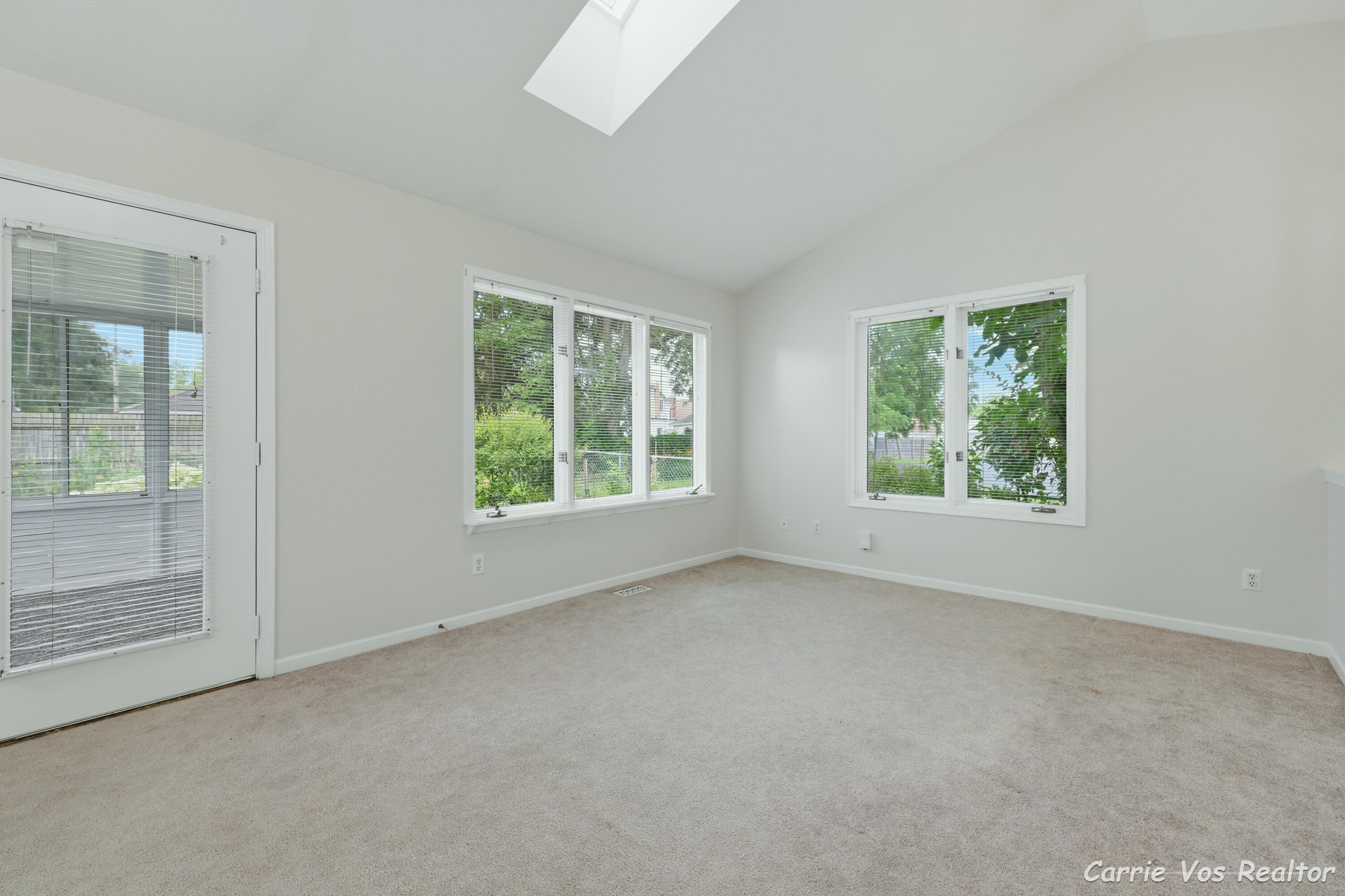 736 Halena Street NE Grand Rapids MI 49505