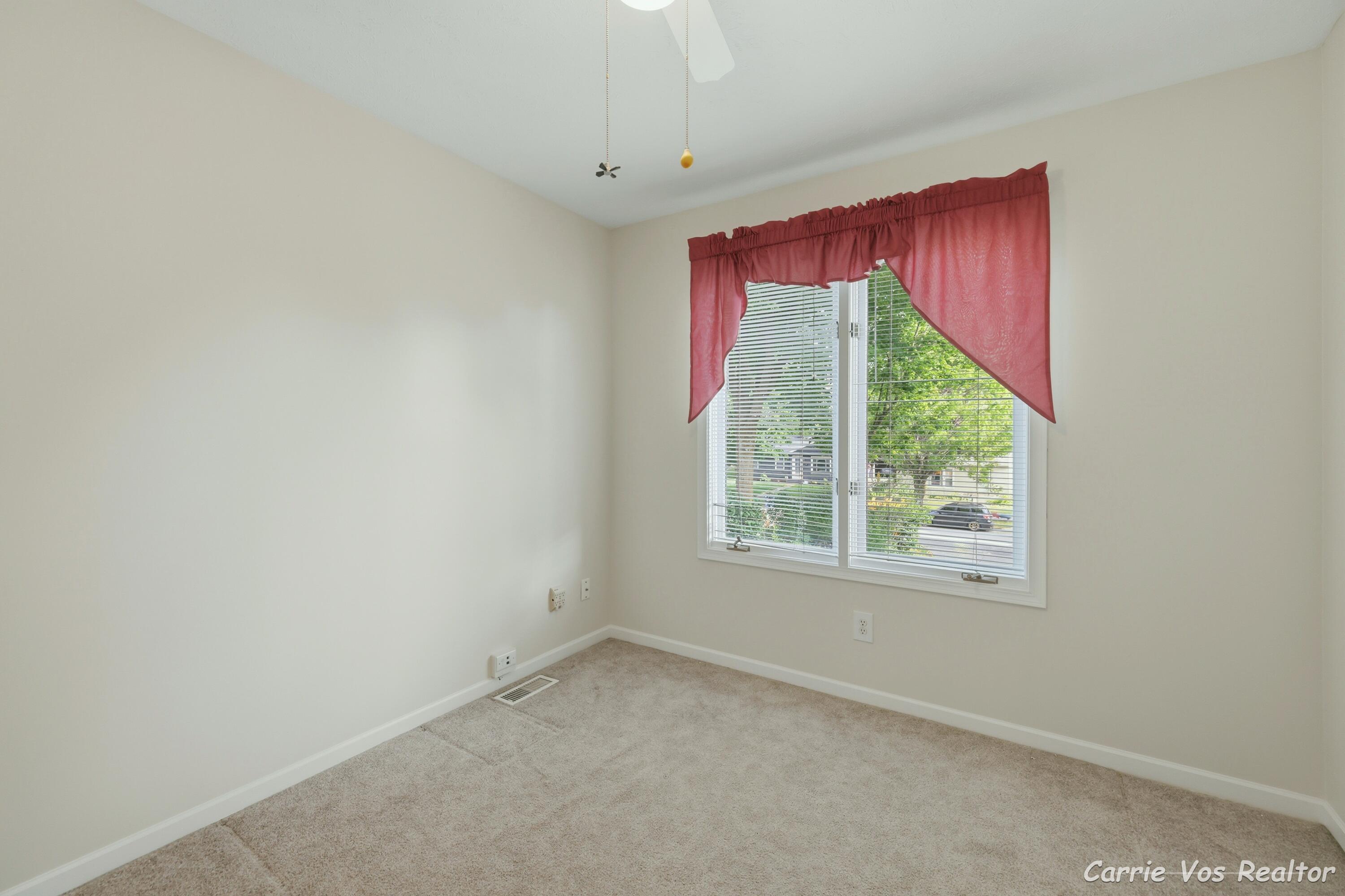 736 Halena Street NE Grand Rapids MI 49505