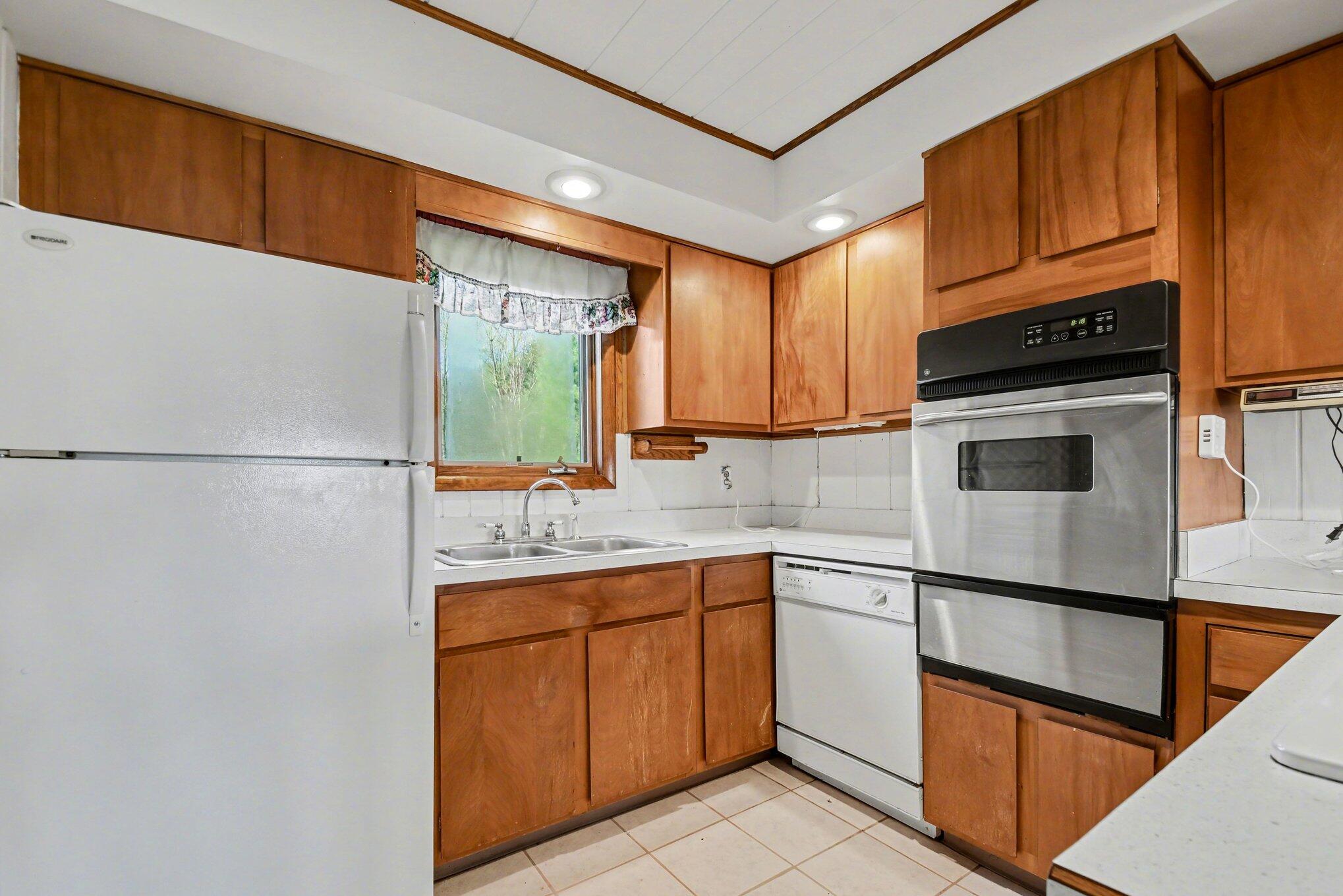 21583 Calvin Hill Street Cassopolis MI 49031