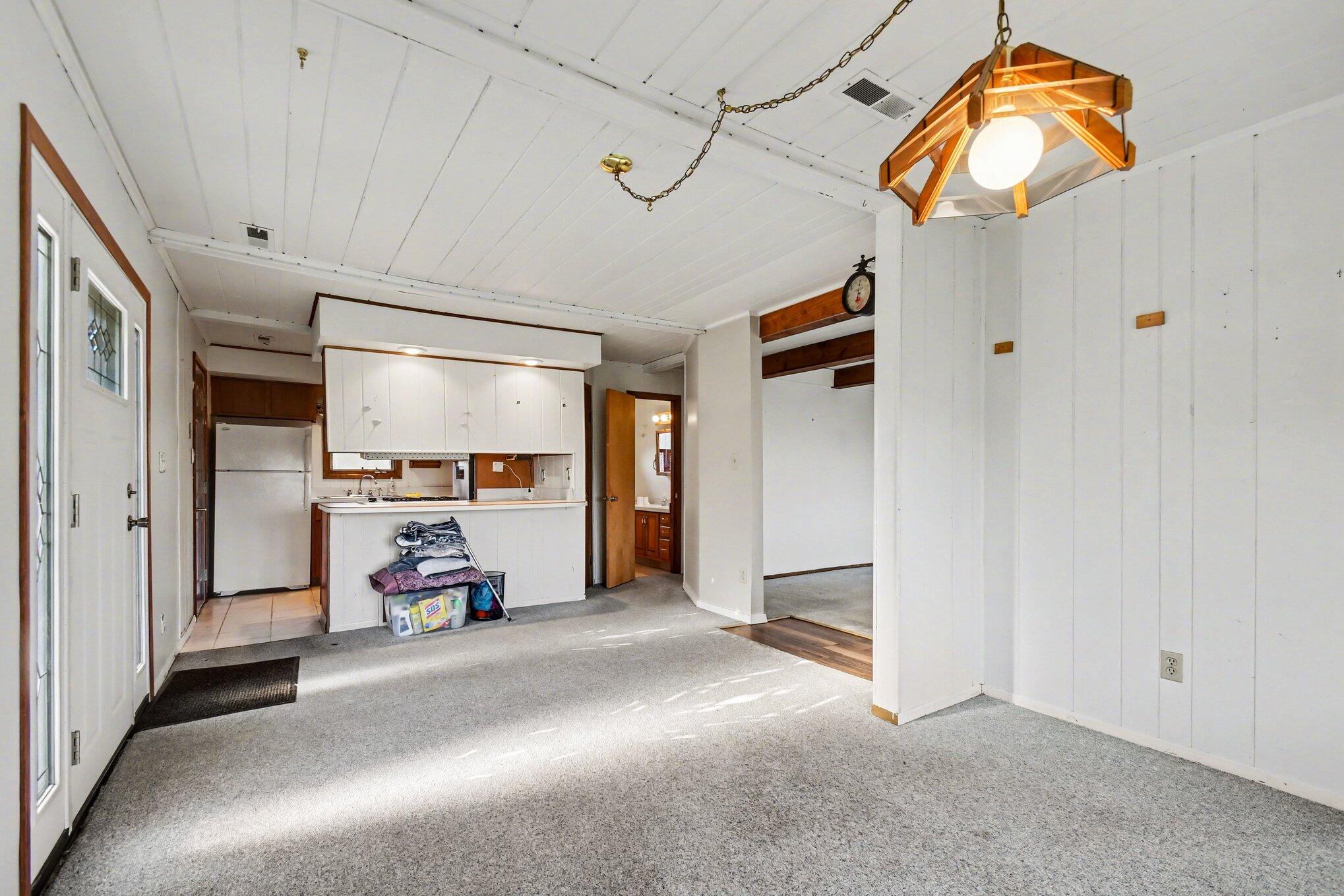 21583 Calvin Hill Street Cassopolis MI 49031