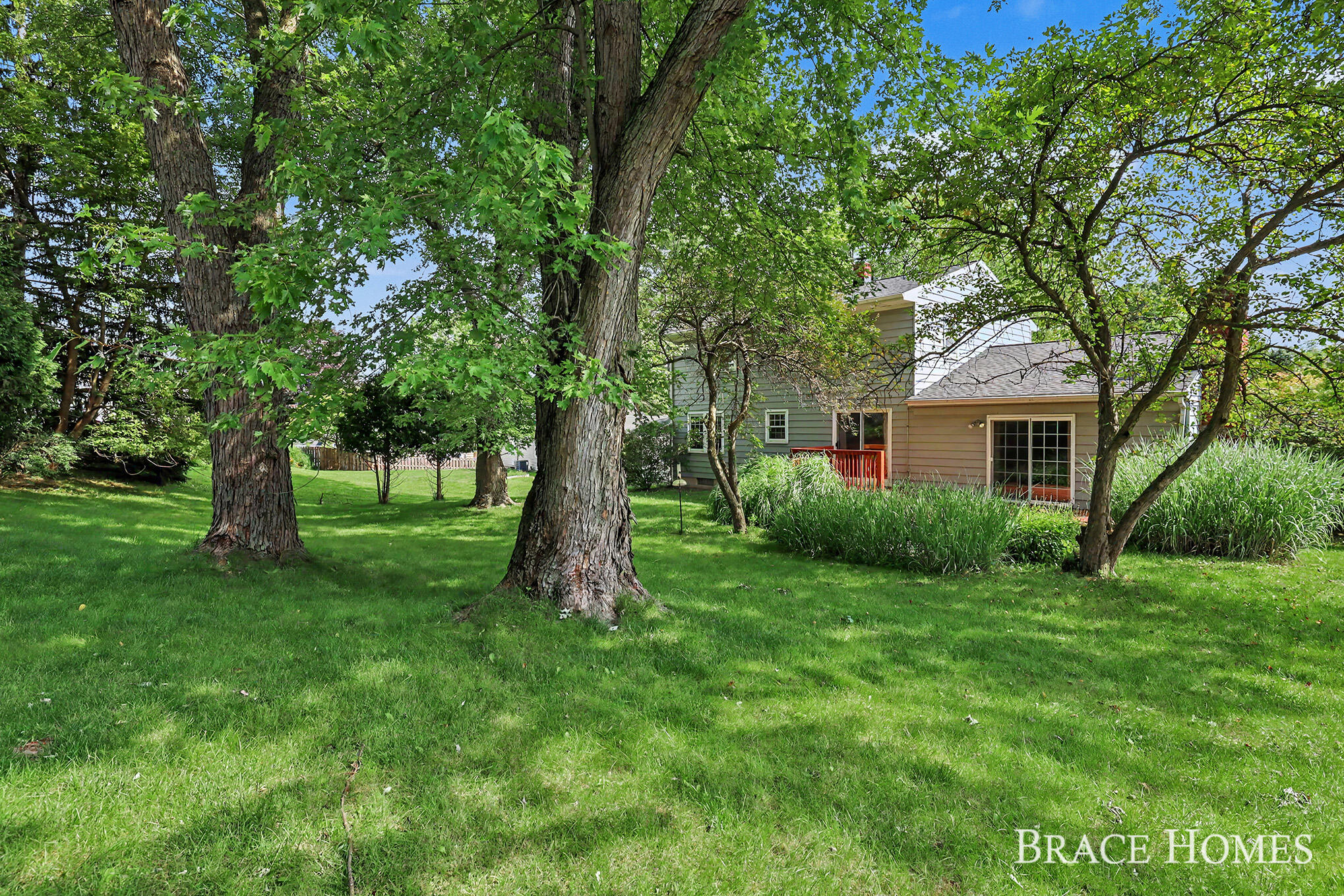 6197 Dunbarton Street SE Ada MI 49301