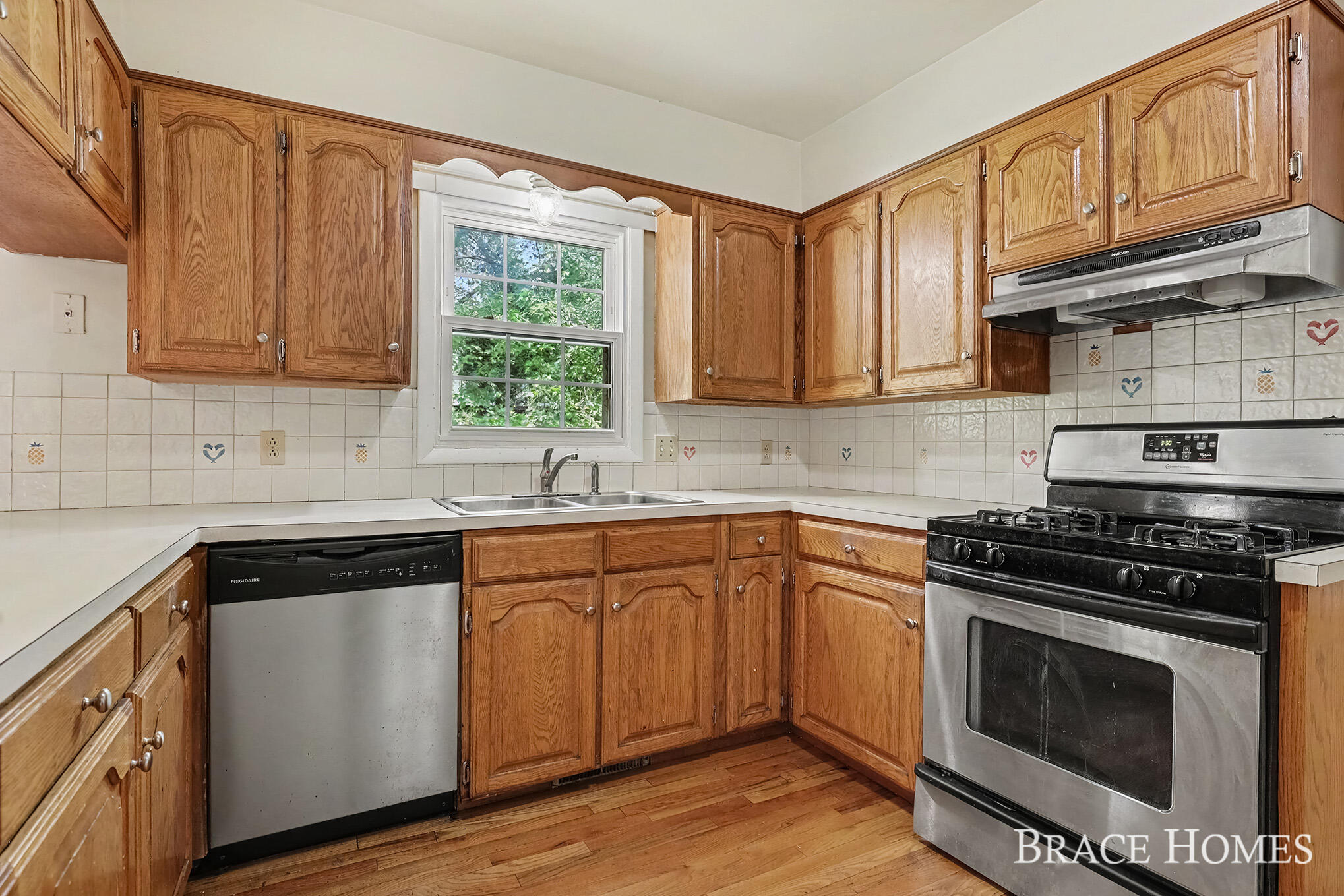 6197 Dunbarton Street SE Ada MI 49301
