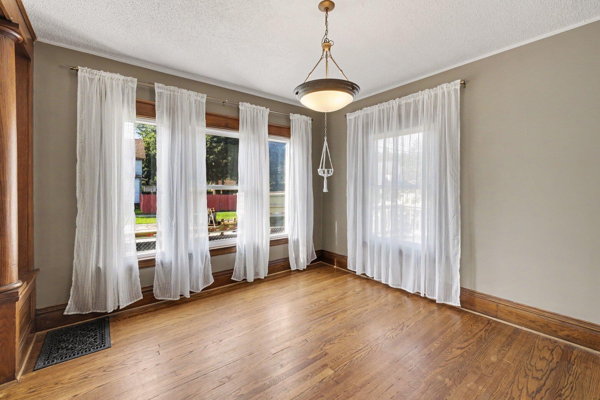 641 Lincoln Avenue NW Grand Rapids MI 49504