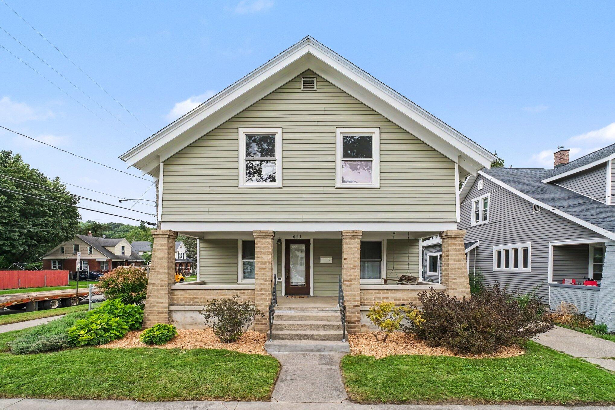 641 Lincoln Avenue NW Grand Rapids MI 49504