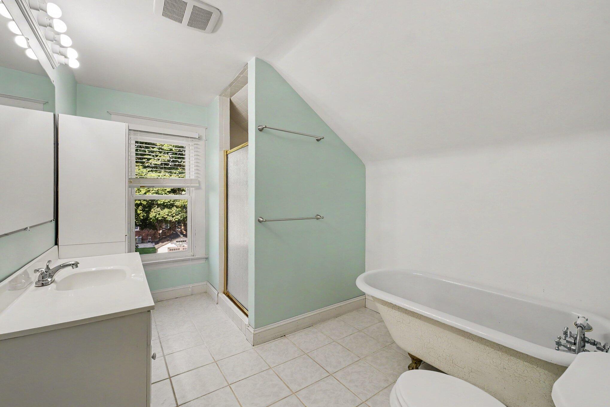 641 Lincoln Avenue NW Grand Rapids MI 49504