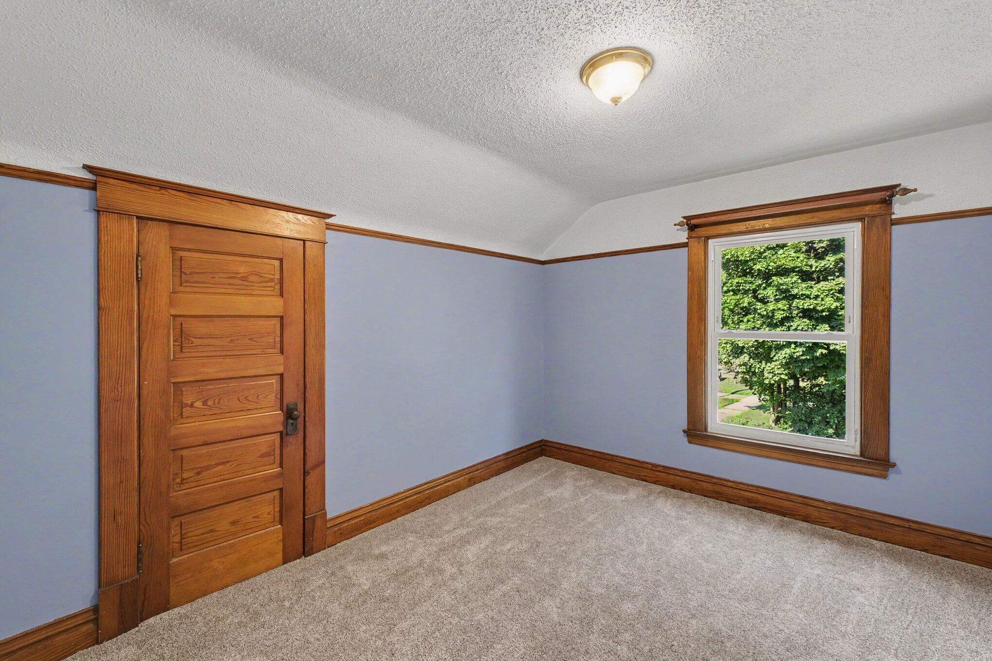 641 Lincoln Avenue NW Grand Rapids MI 49504
