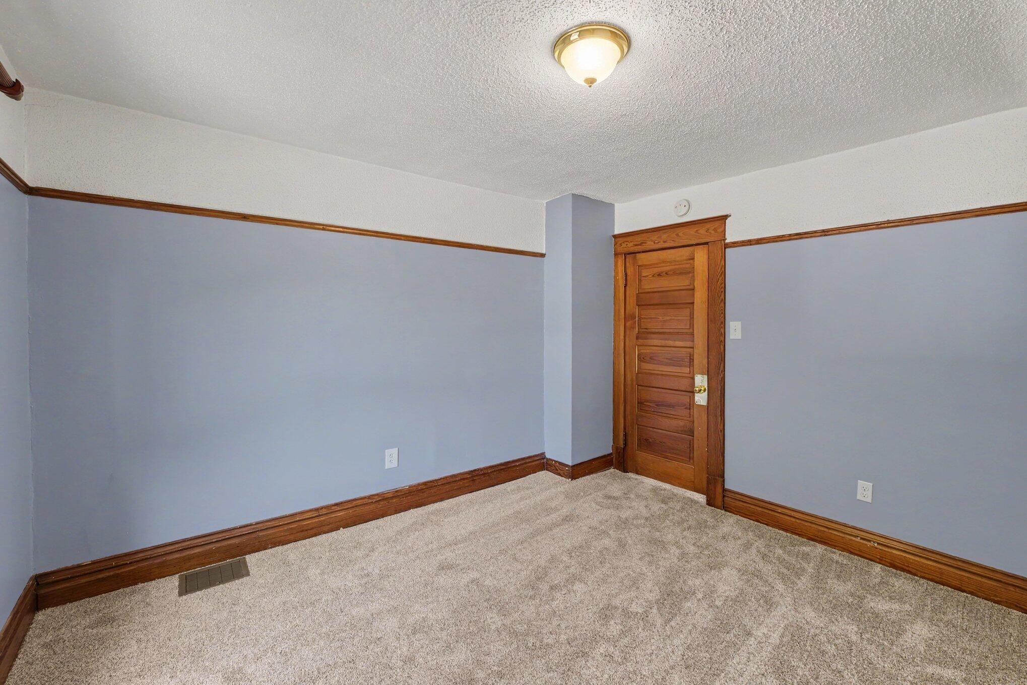 641 Lincoln Avenue NW Grand Rapids MI 49504