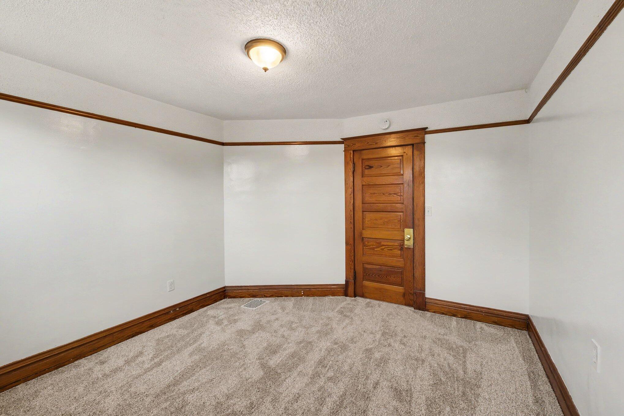 641 Lincoln Avenue NW Grand Rapids MI 49504
