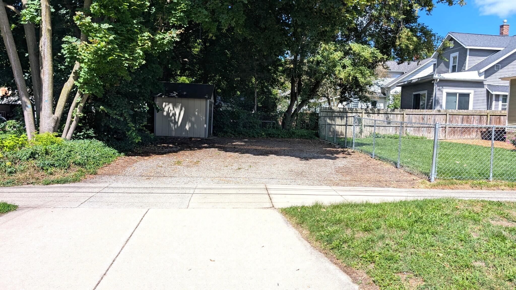 641 Lincoln Avenue NW Grand Rapids MI 49504