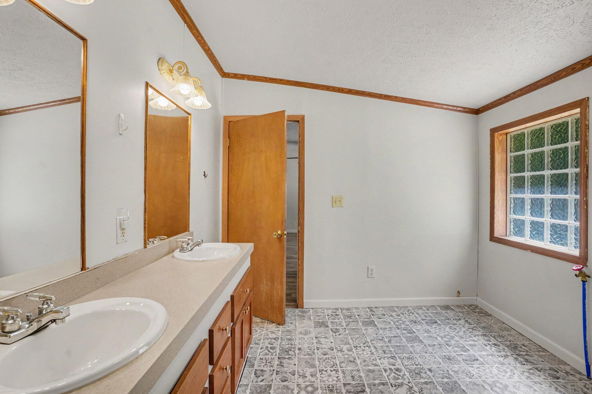 49163 County Road 388 Grand Junction MI 49056