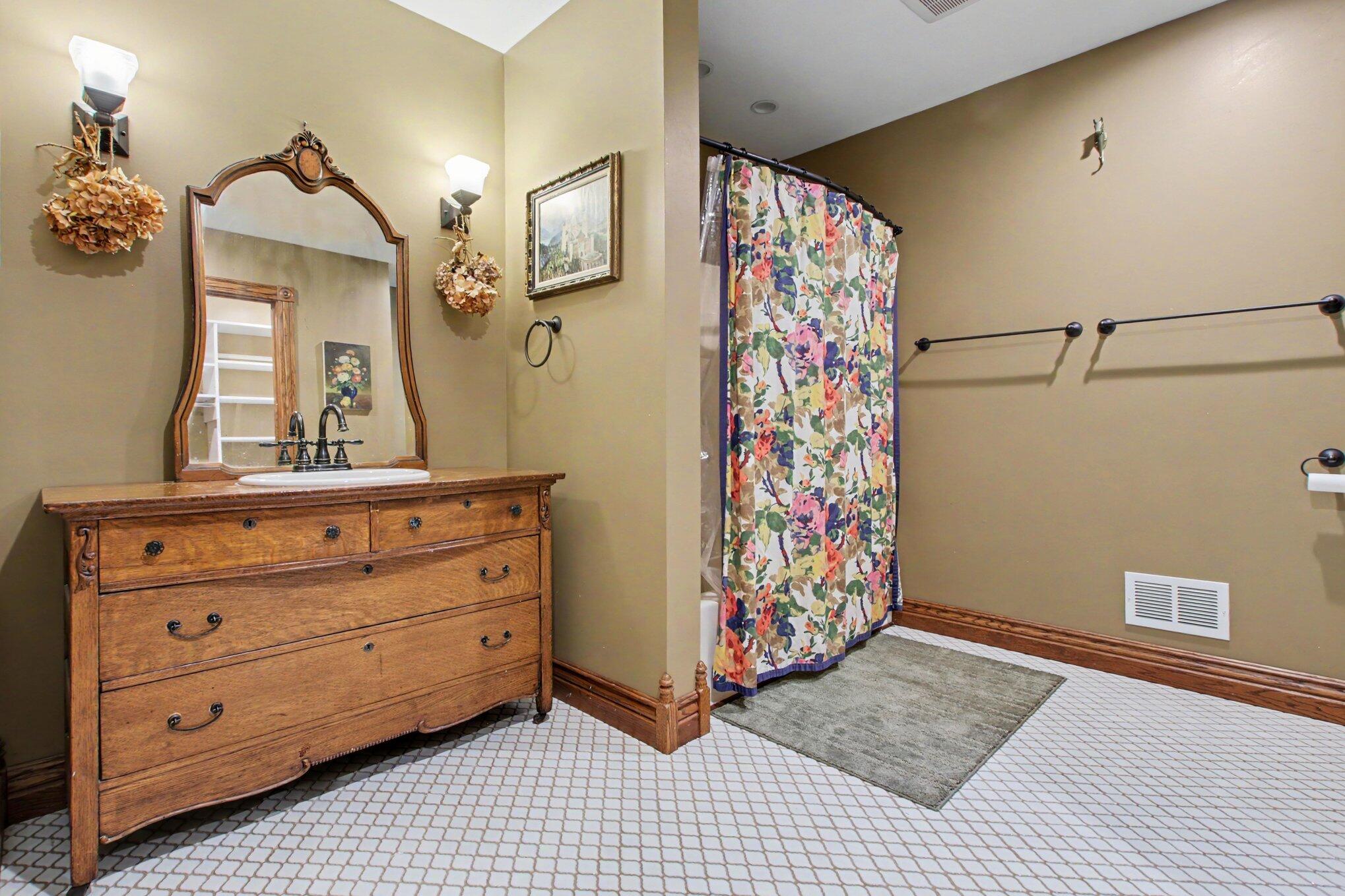 6868 Northstar Avenue Kalamazoo MI 49009