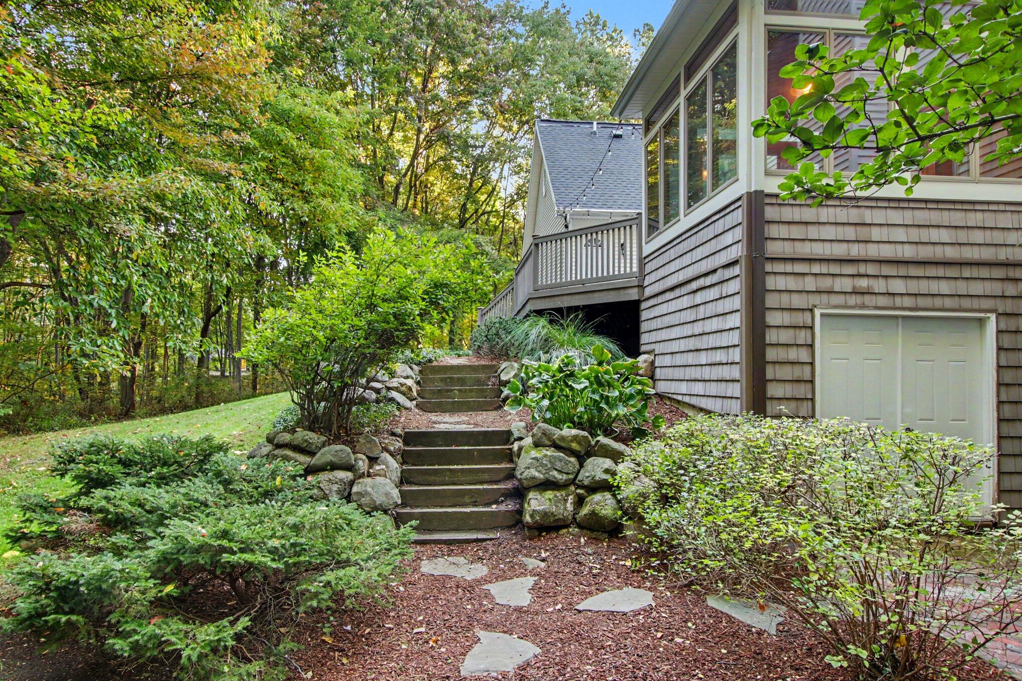 6868 Northstar Avenue Kalamazoo MI 49009