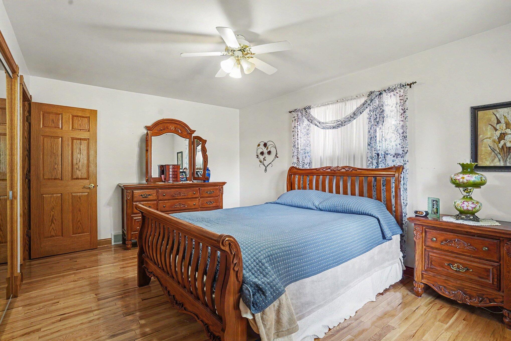 15332 Kevin Grand Haven MI 49417