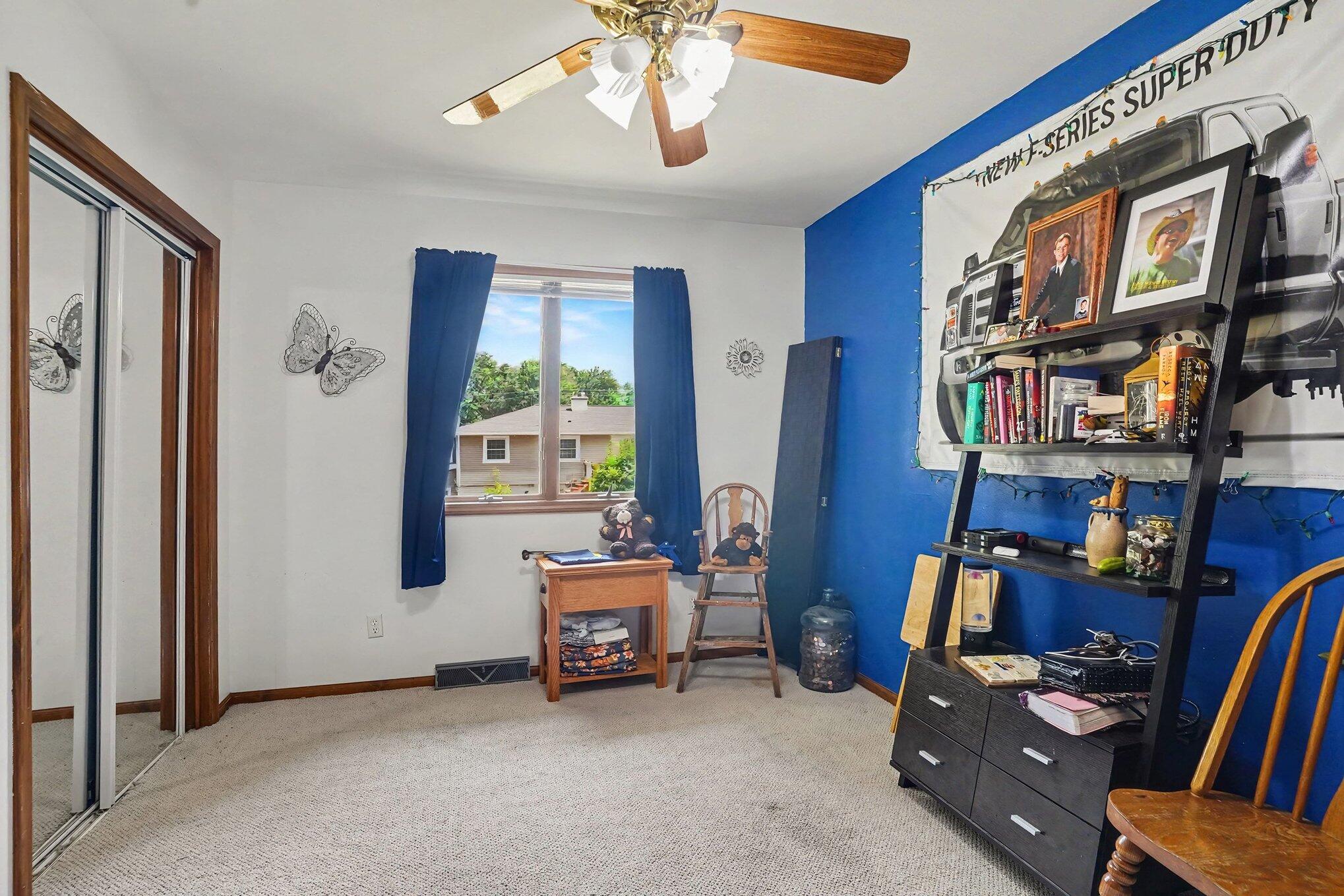 15332 Kevin Grand Haven MI 49417