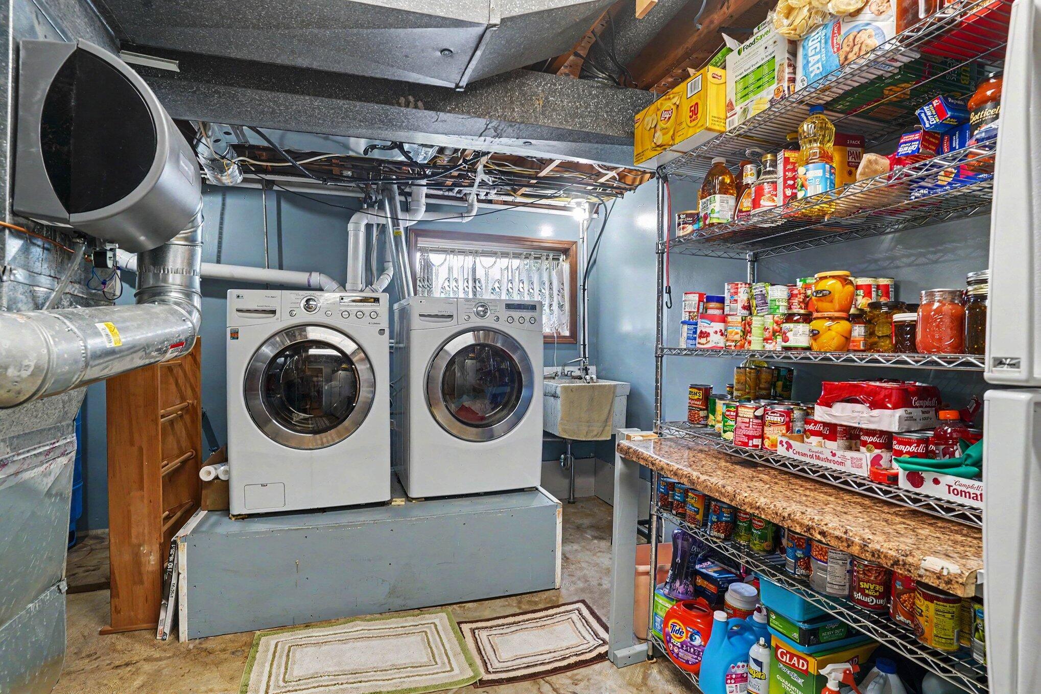 15332 Kevin Grand Haven MI 49417