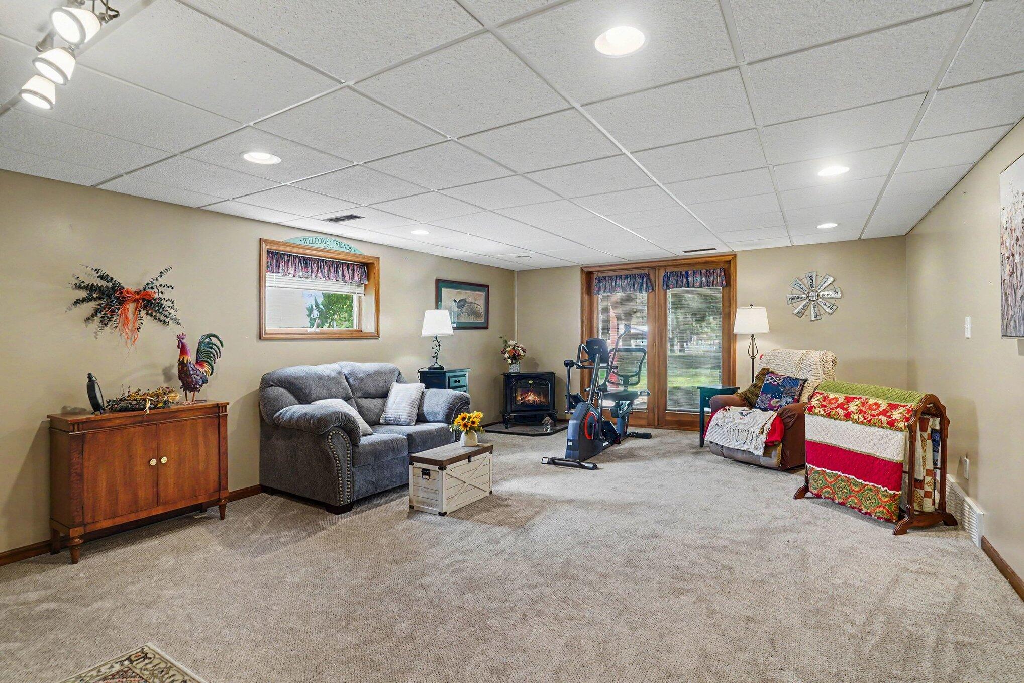 15332 Kevin Grand Haven MI 49417