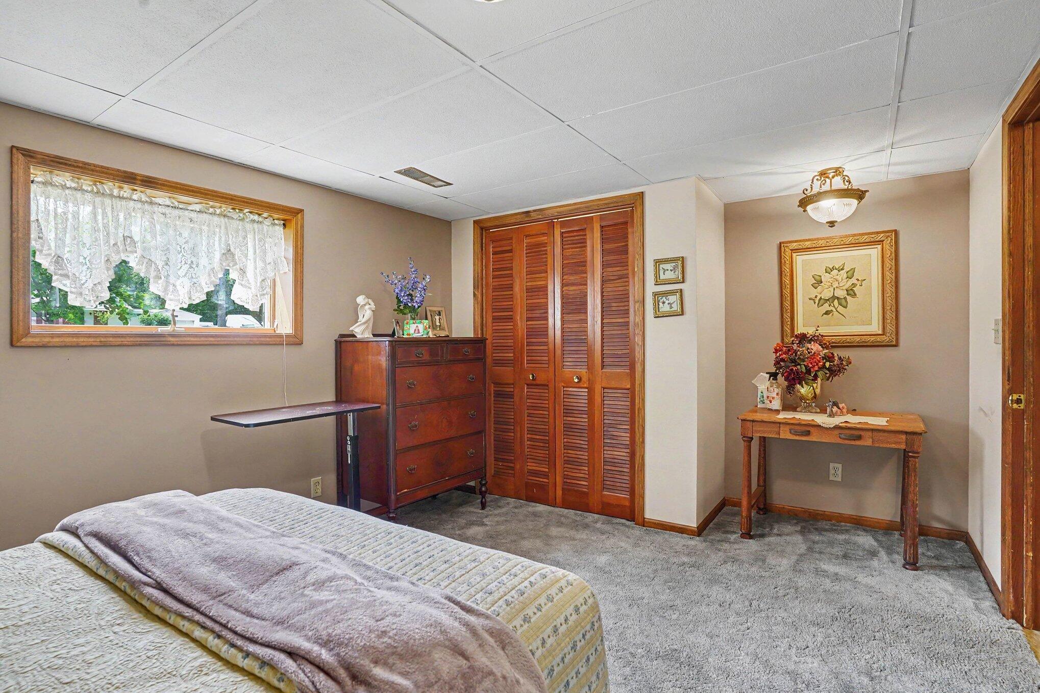 15332 Kevin Grand Haven MI 49417