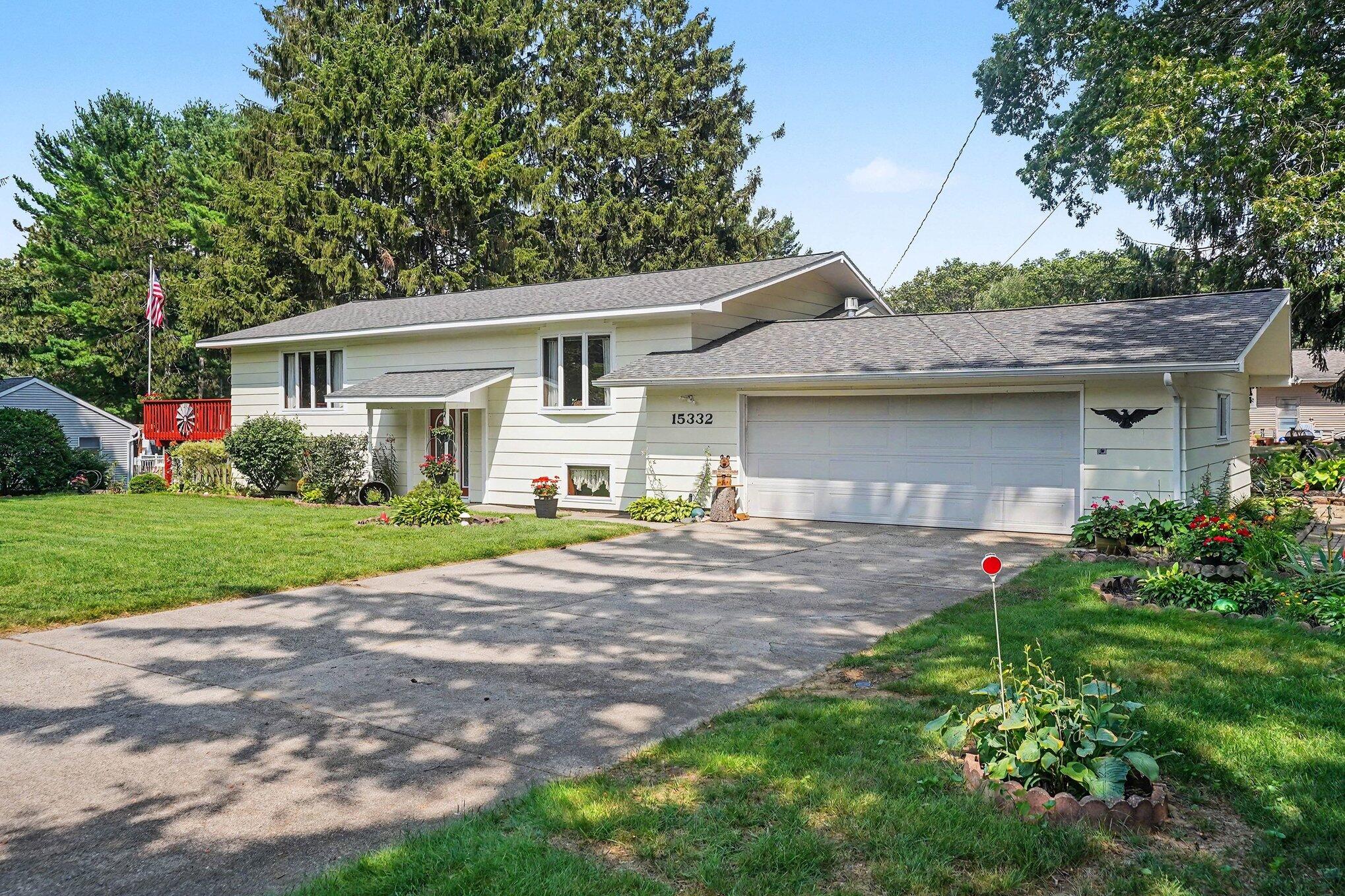 15332 Kevin Grand Haven MI 49417