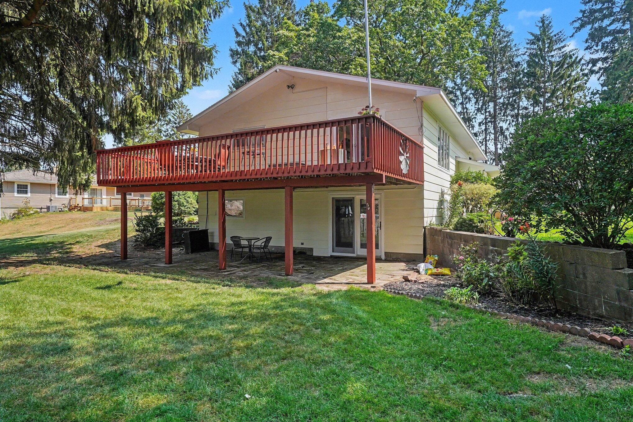 15332 Kevin Grand Haven MI 49417