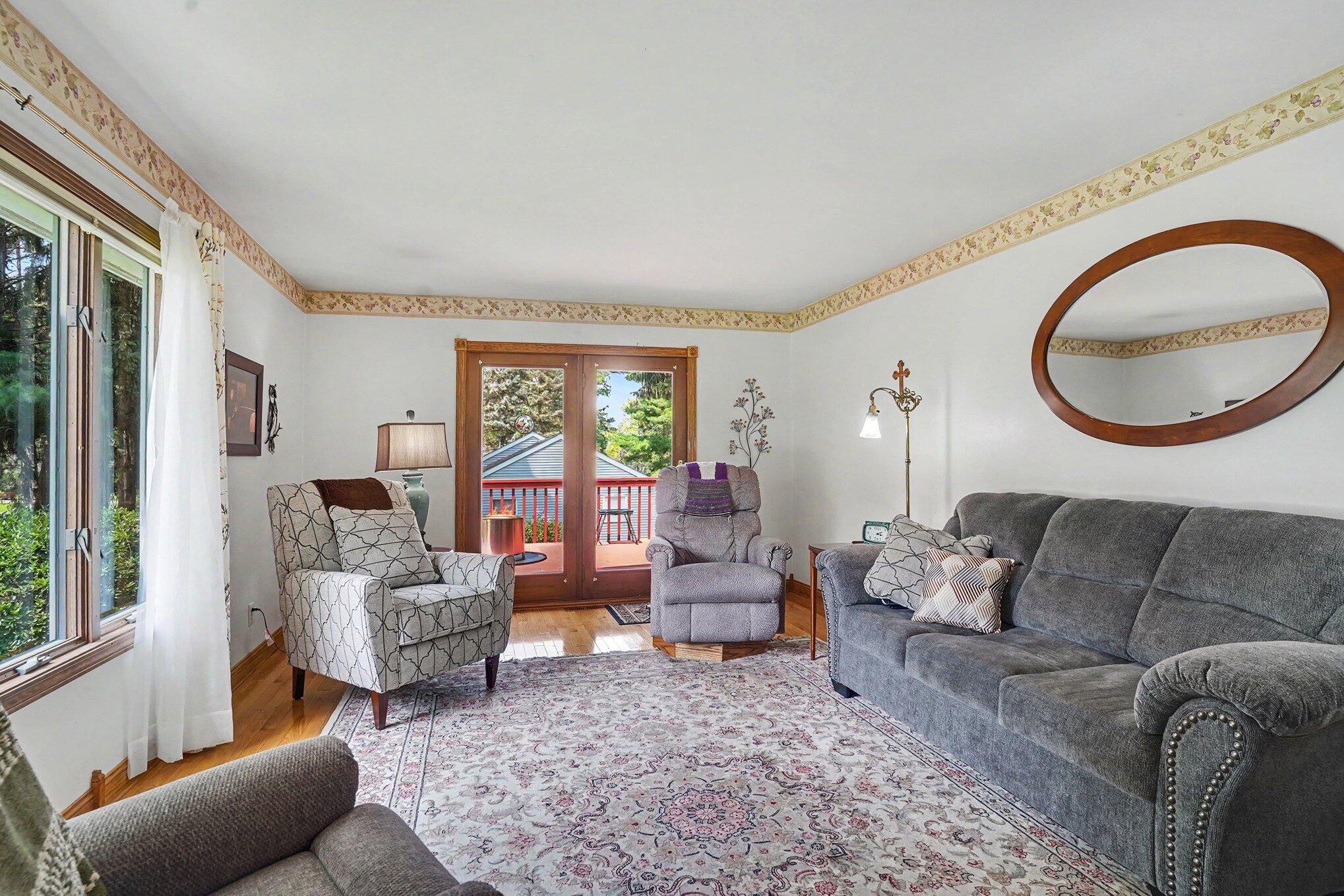 15332 Kevin Grand Haven MI 49417